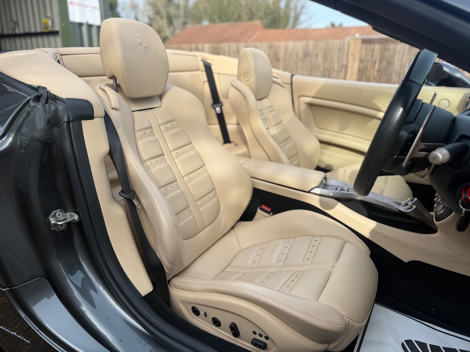 Used Ferrari California 2010 for sale - 77579763: Photo 17