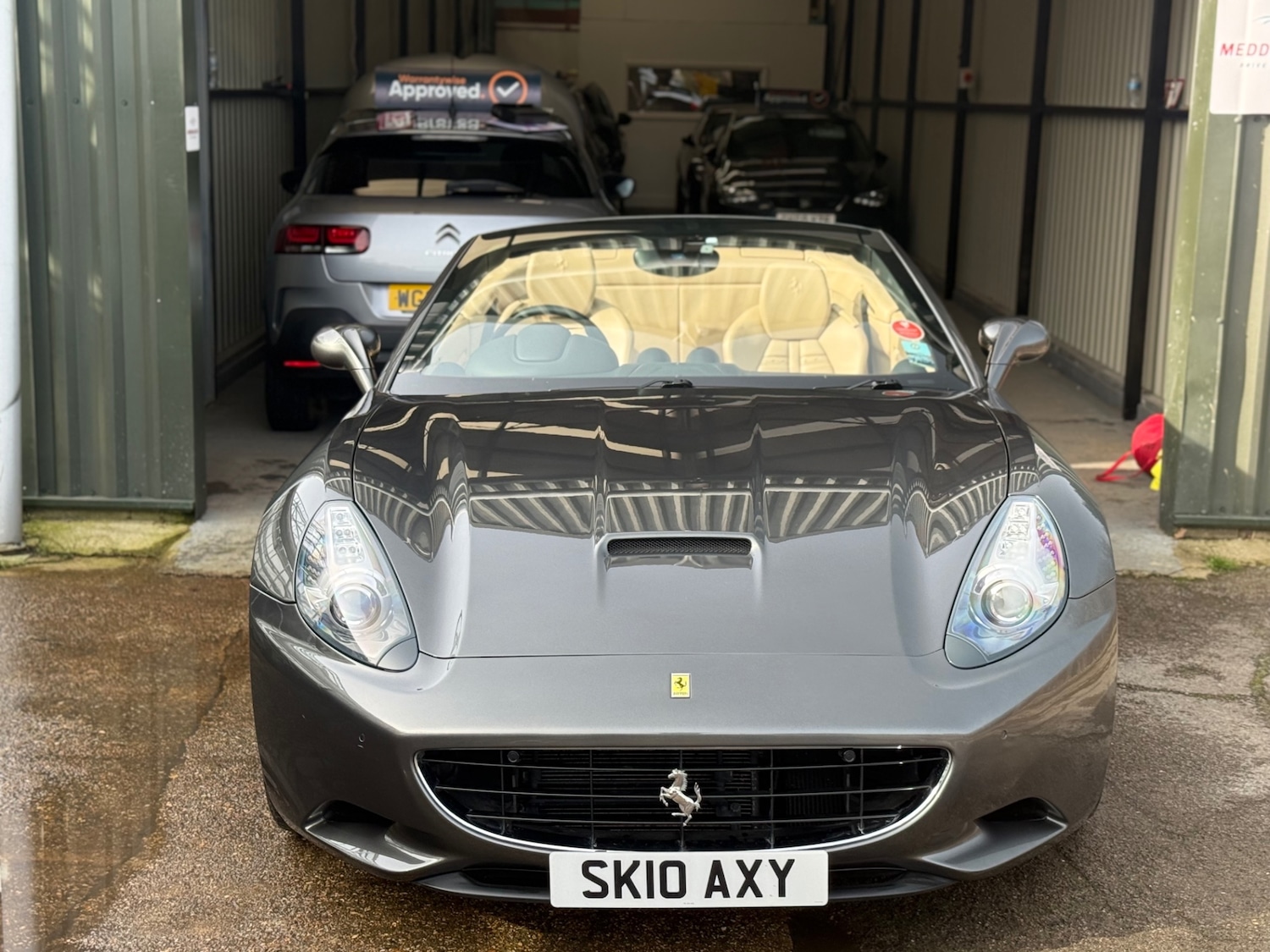 Used Ferrari California 2010 for sale - 77579763: Photo 2