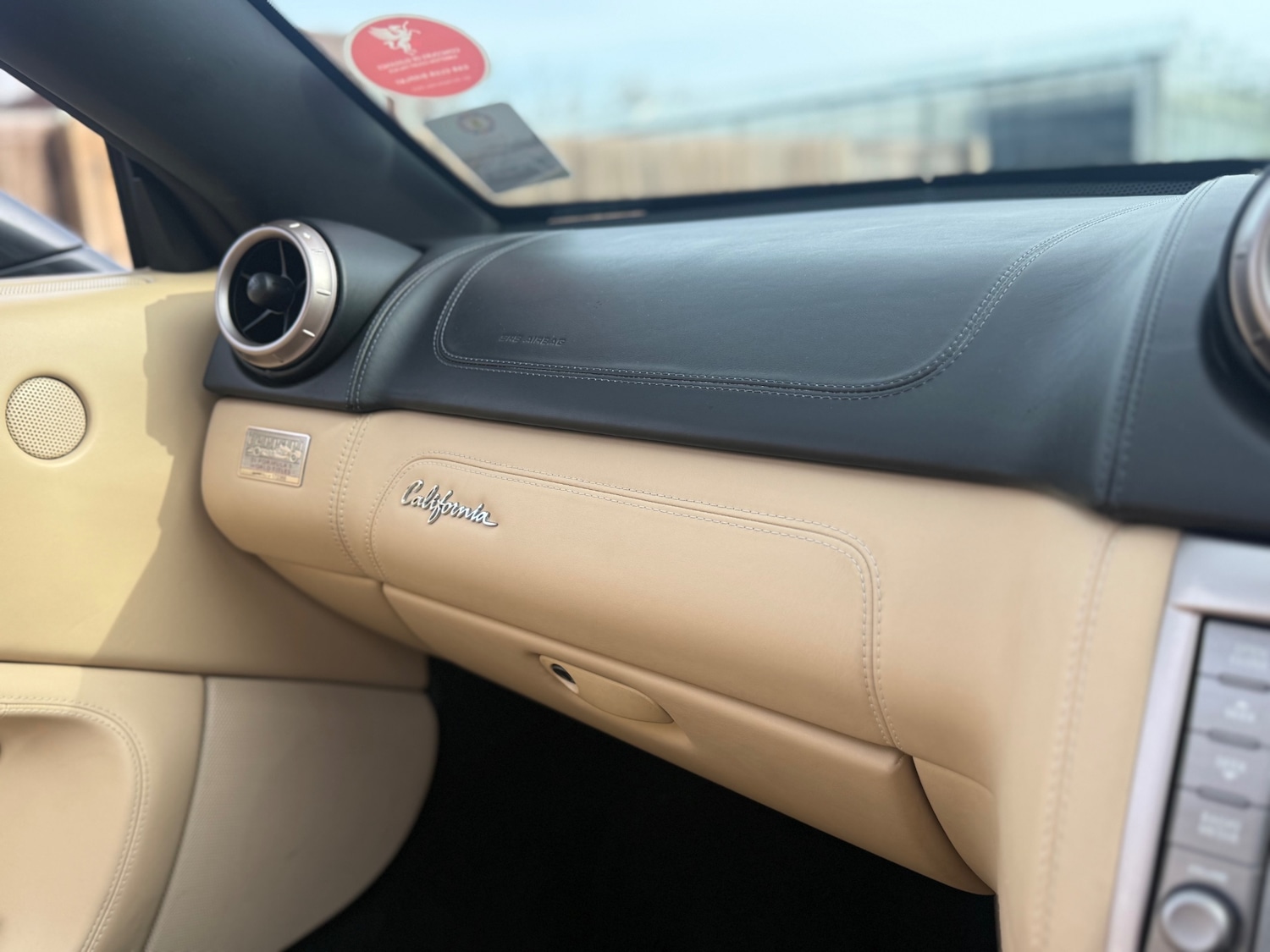 Used Ferrari California 2010 for sale - 77579763: Photo 28