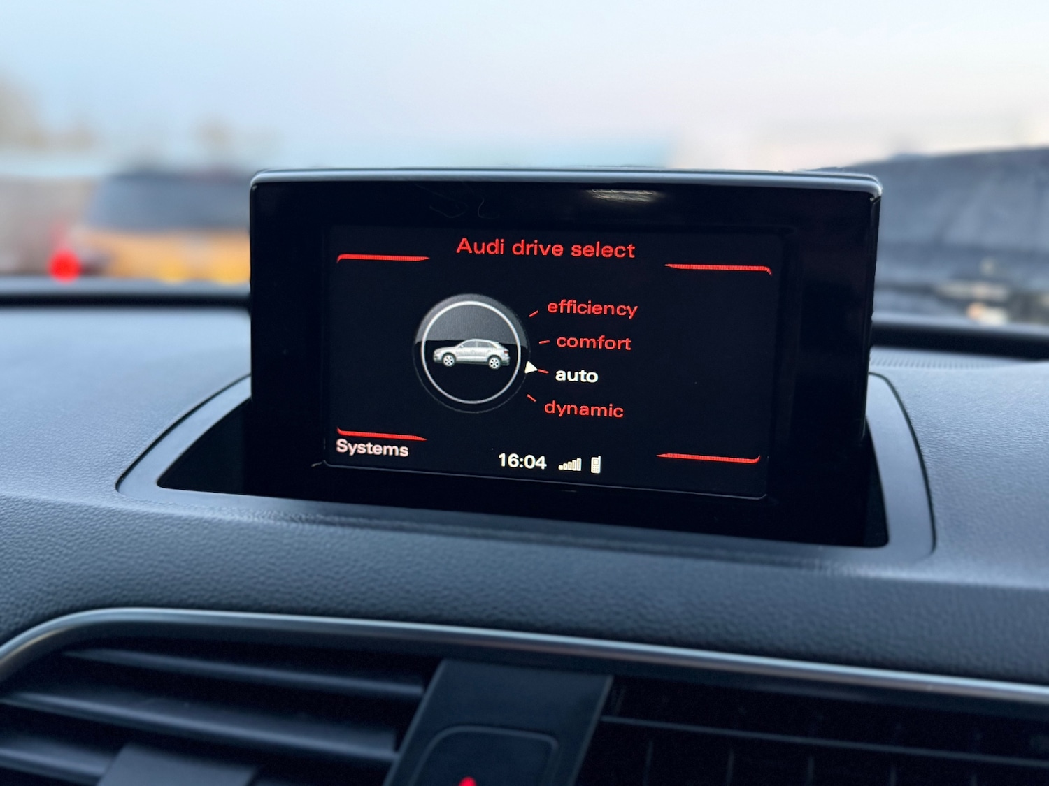 Used Audi Q3 2018 for sale - 76709693: Photo 20