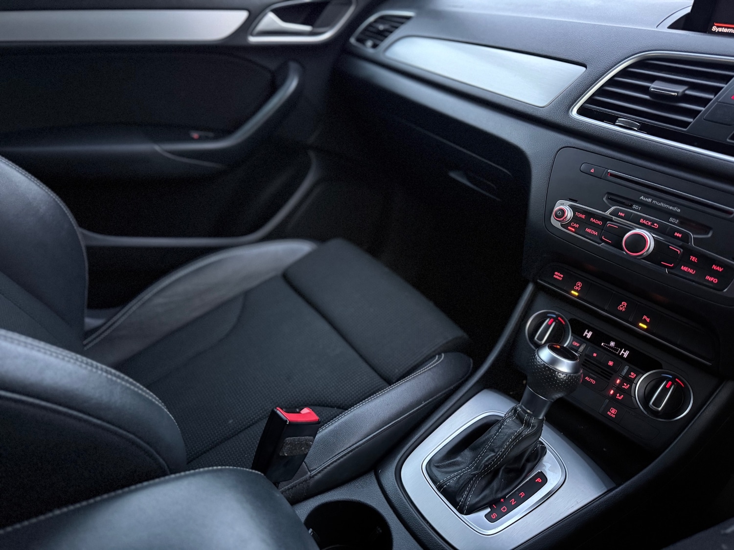 Used Audi Q3 2018 for sale - 76709693: Photo 21