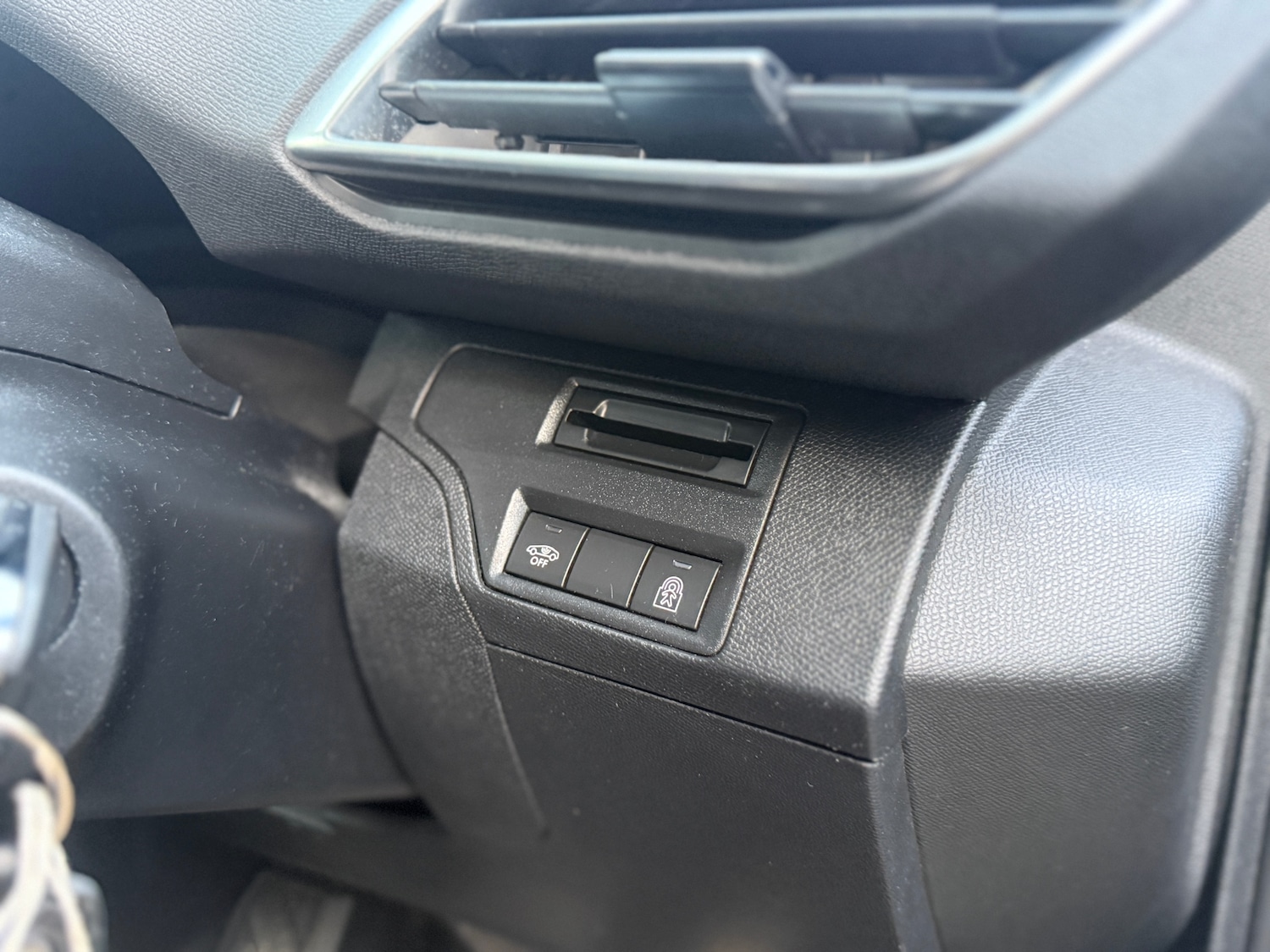 Used Peugeot 3008 2017 for sale - 77968172: Photo 17