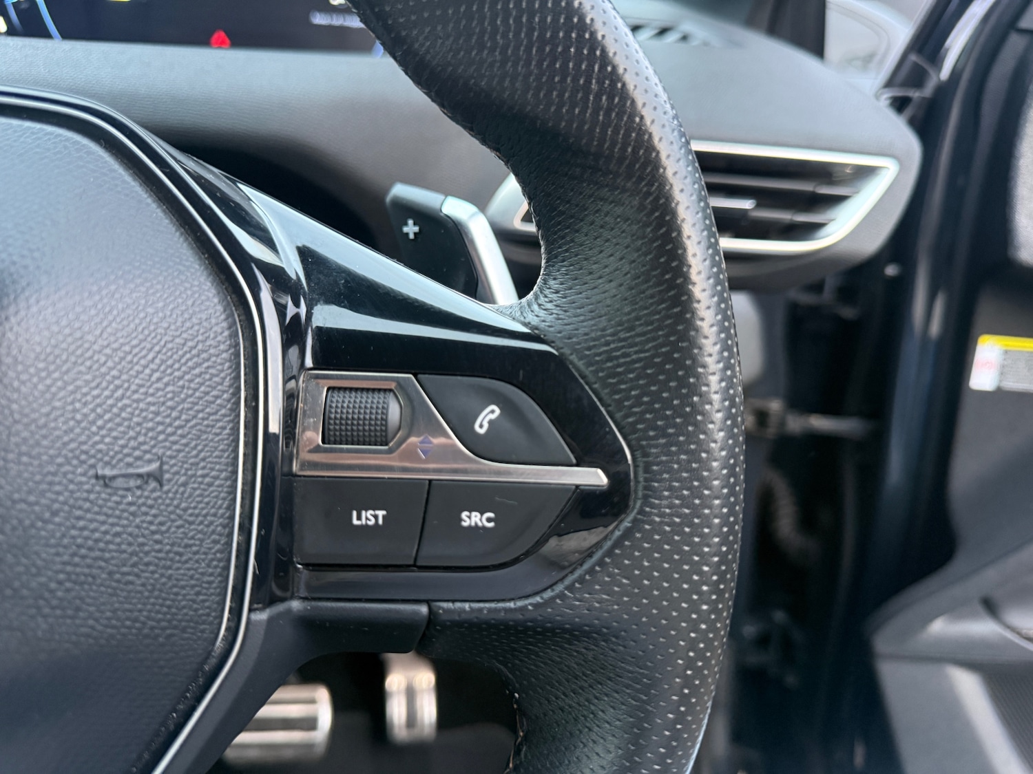 Used Peugeot 3008 2017 for sale - 77968172: Photo 24