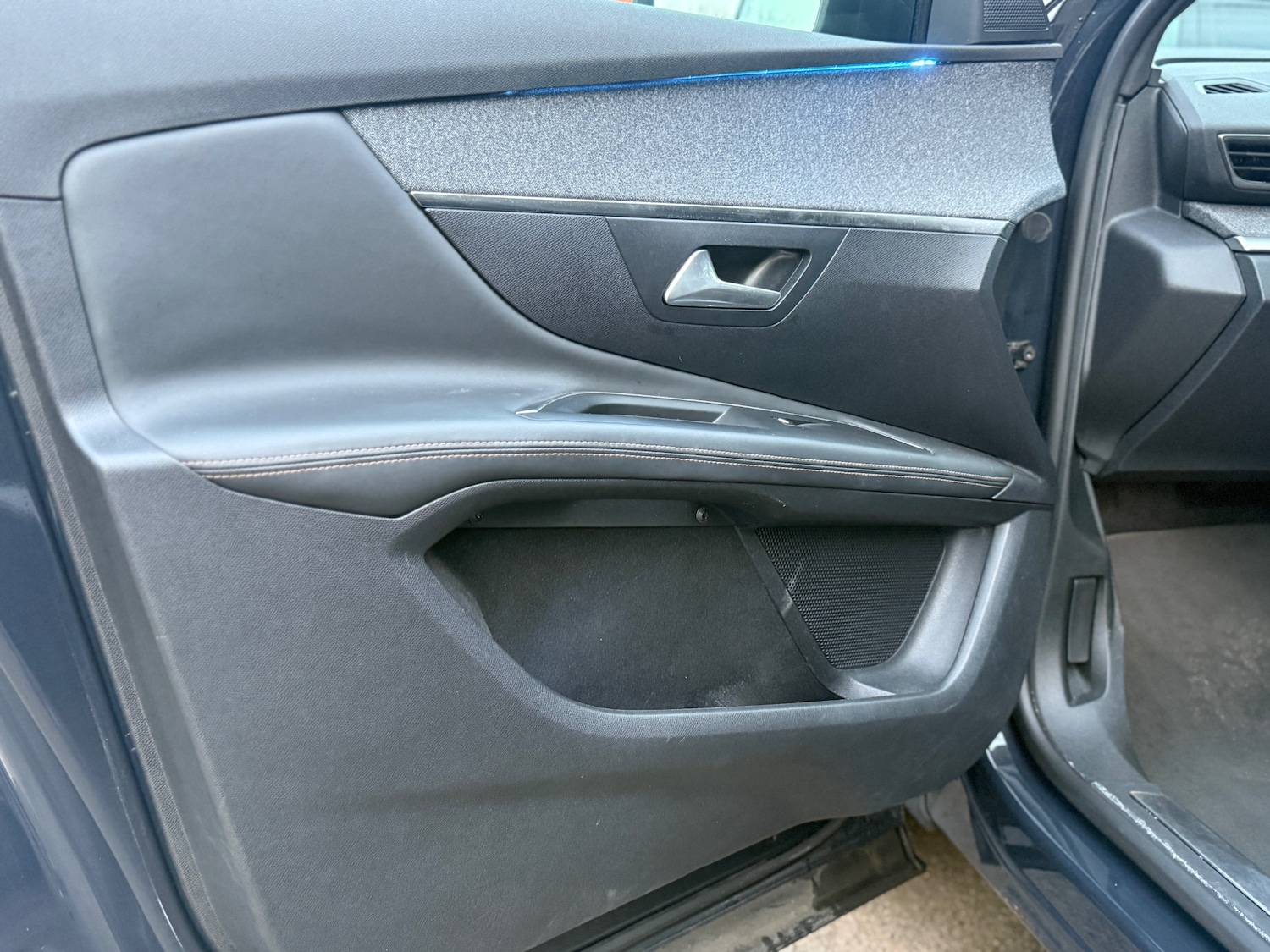 Used Peugeot 3008 2017 for sale - 77968172: Photo 37