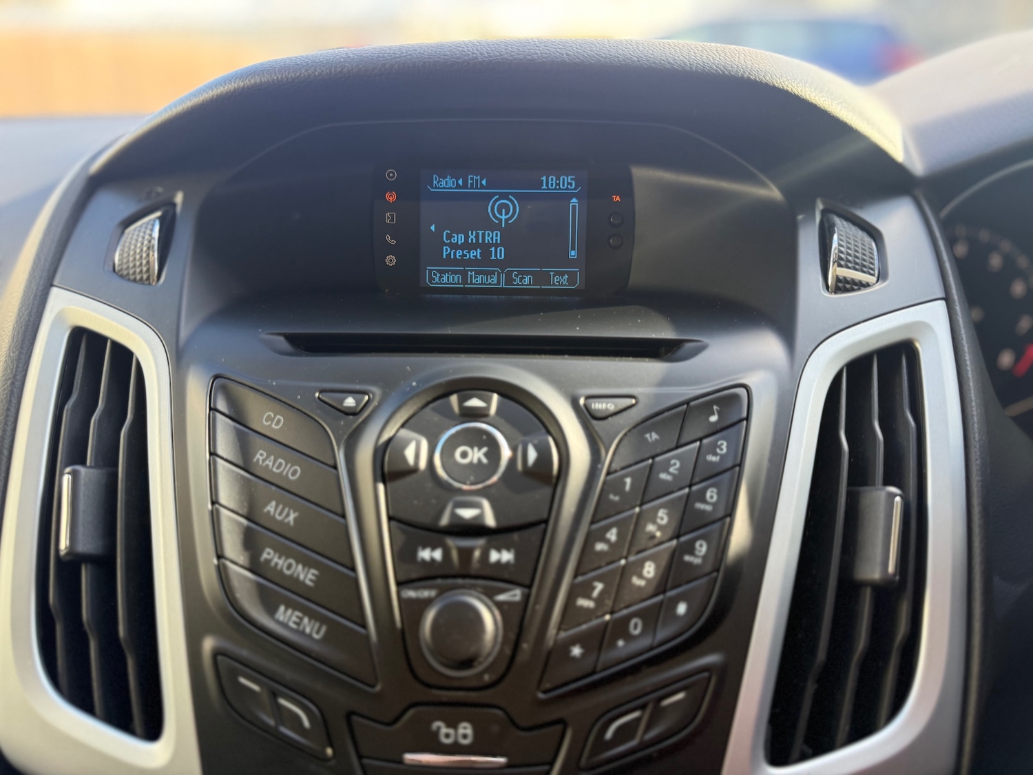 Used Ford Focus 2012 for sale - 76444512: Photo 13