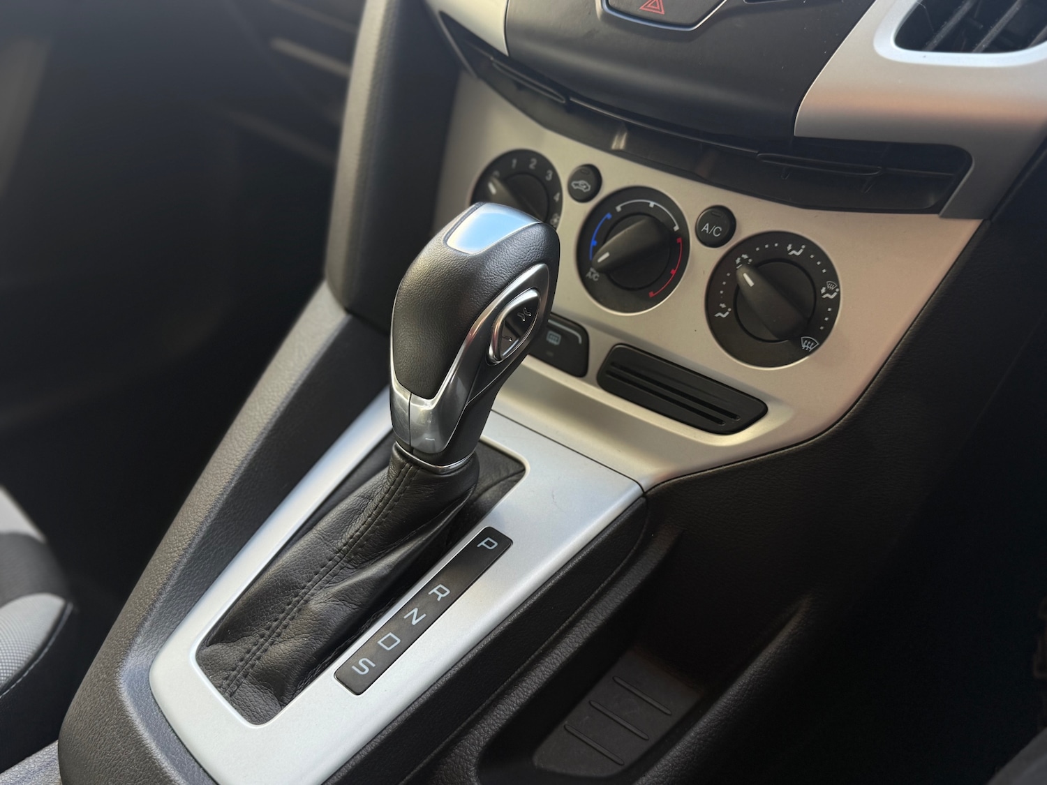 Used Ford Focus 2012 for sale - 76444512: Photo 15