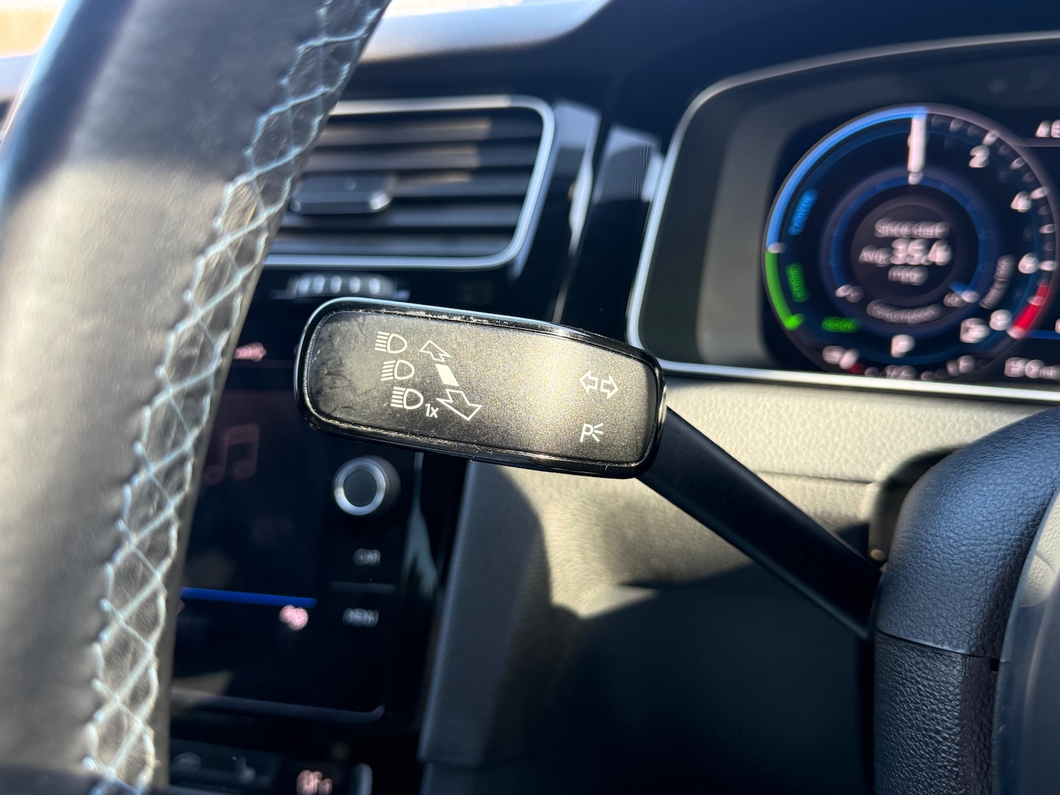 Used Volkswagen Golf 2017 for sale - 77953875: Photo 18