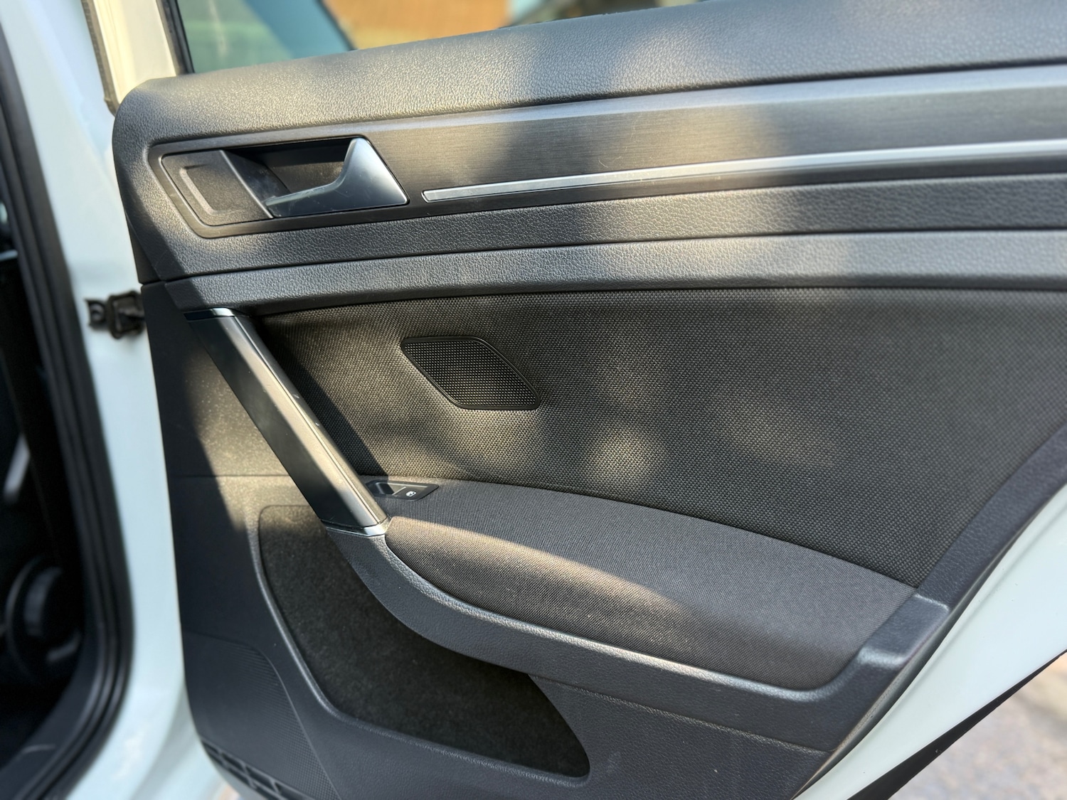 Used Volkswagen Golf 2017 for sale - 77953875: Photo 38