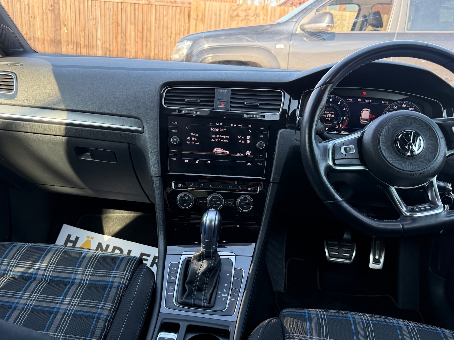 Used Volkswagen Golf 2017 for sale - 77953875: Photo 39