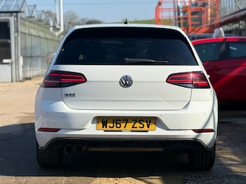 Used Volkswagen Golf 2017 for sale - 77953875: Photo