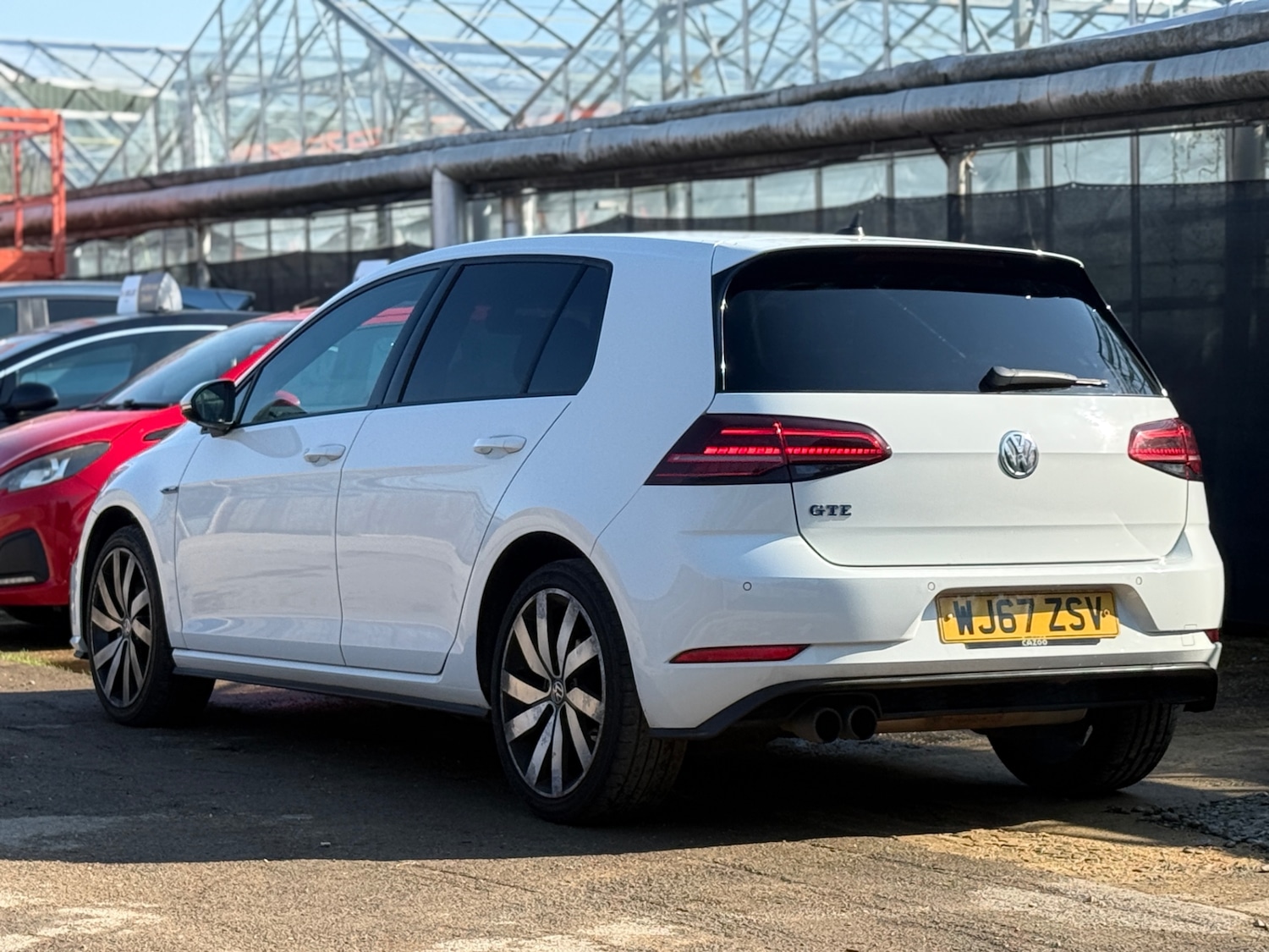 Used Volkswagen Golf 2017 for sale - 77953875: Photo 5