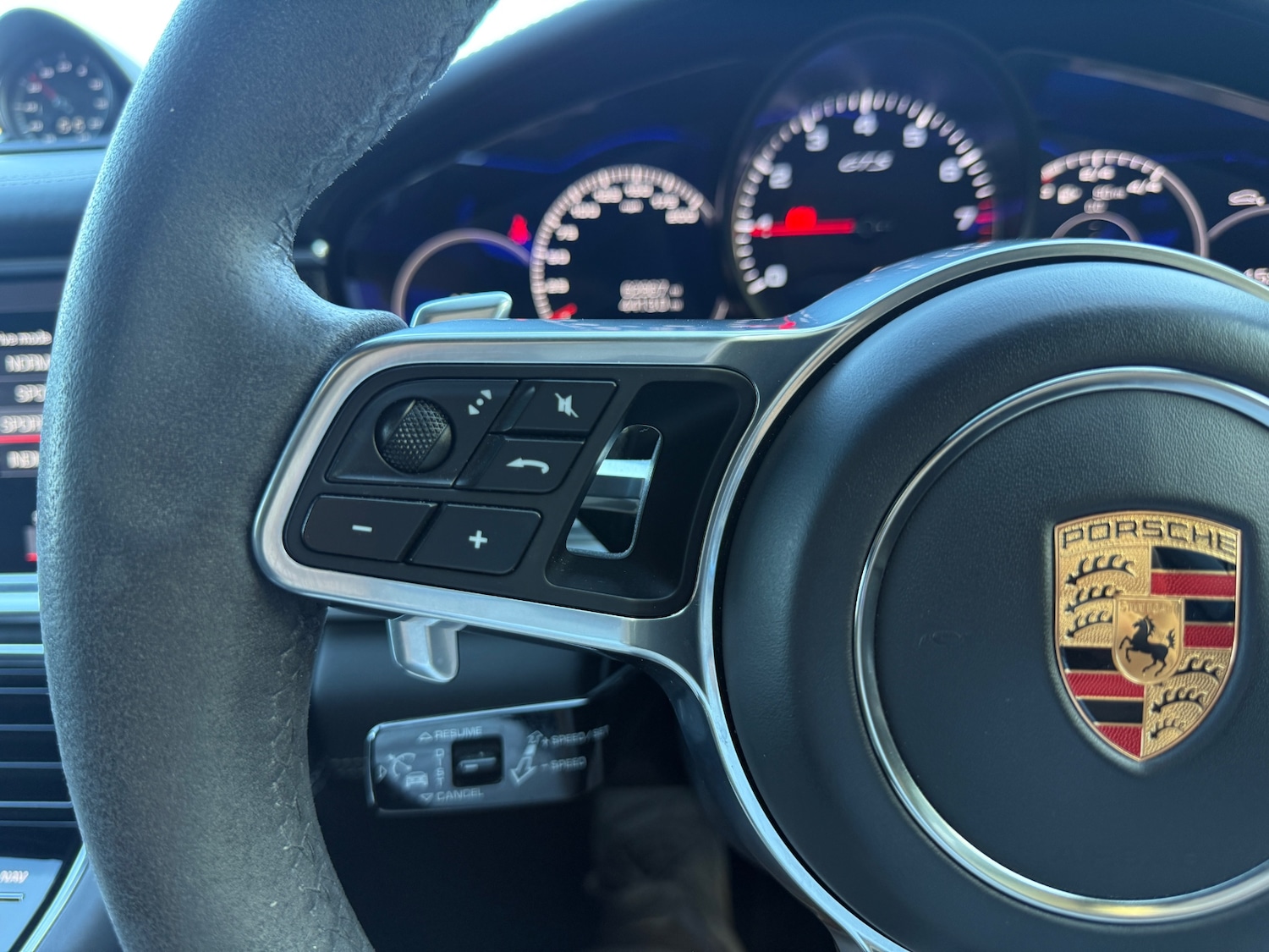 Used Porsche Panamera 2020 for sale - 77937595: Photo 33