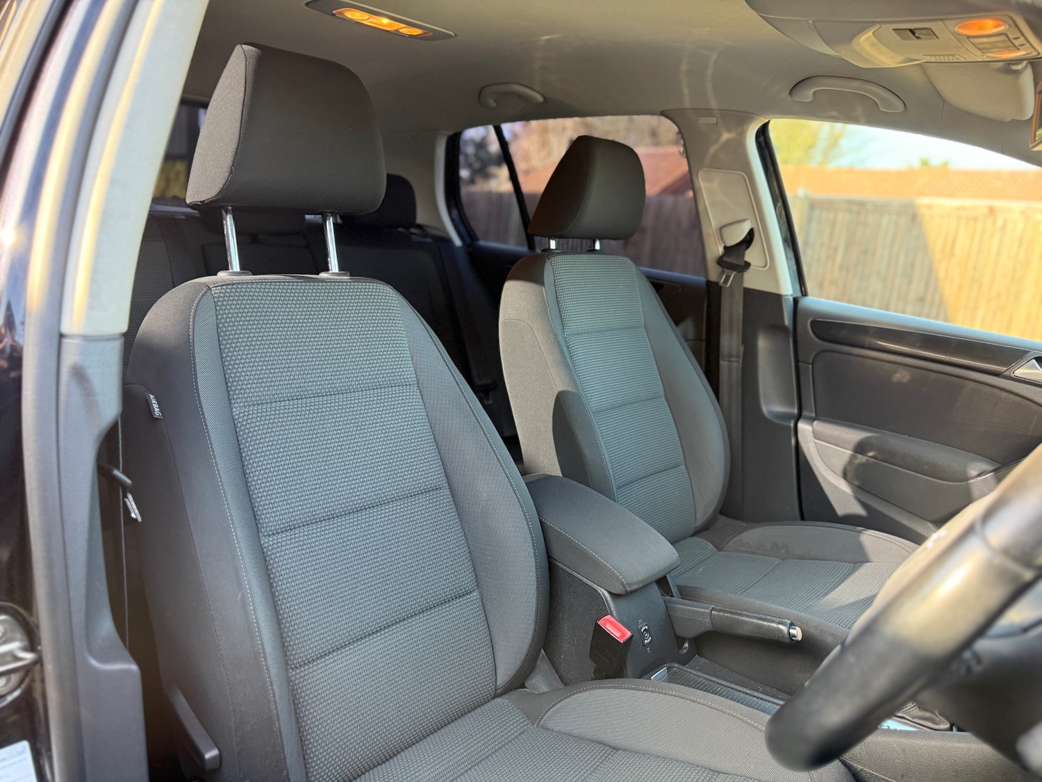 Used Volkswagen Golf 2012 for sale - 77721150: Photo 11