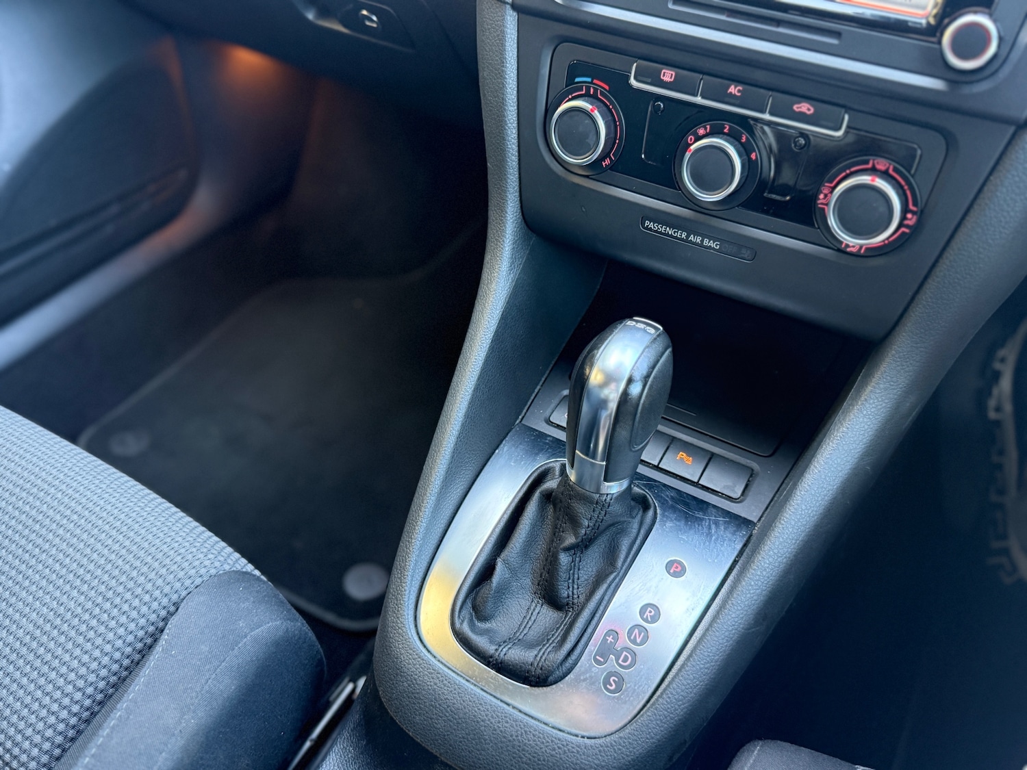 Used Volkswagen Golf 2012 for sale - 77721150: Photo 22