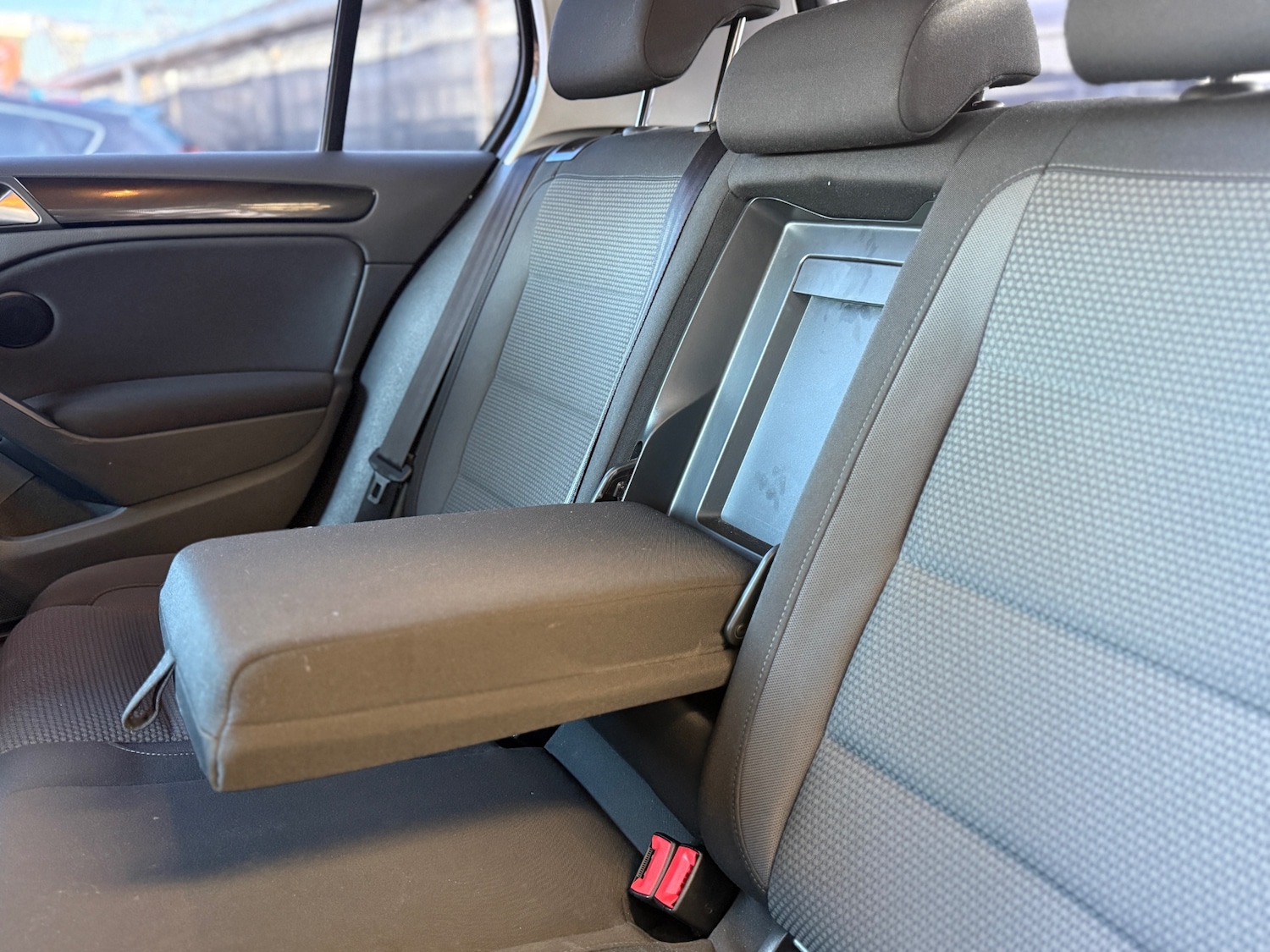 Used Volkswagen Golf 2012 for sale - 77721150: Photo 33