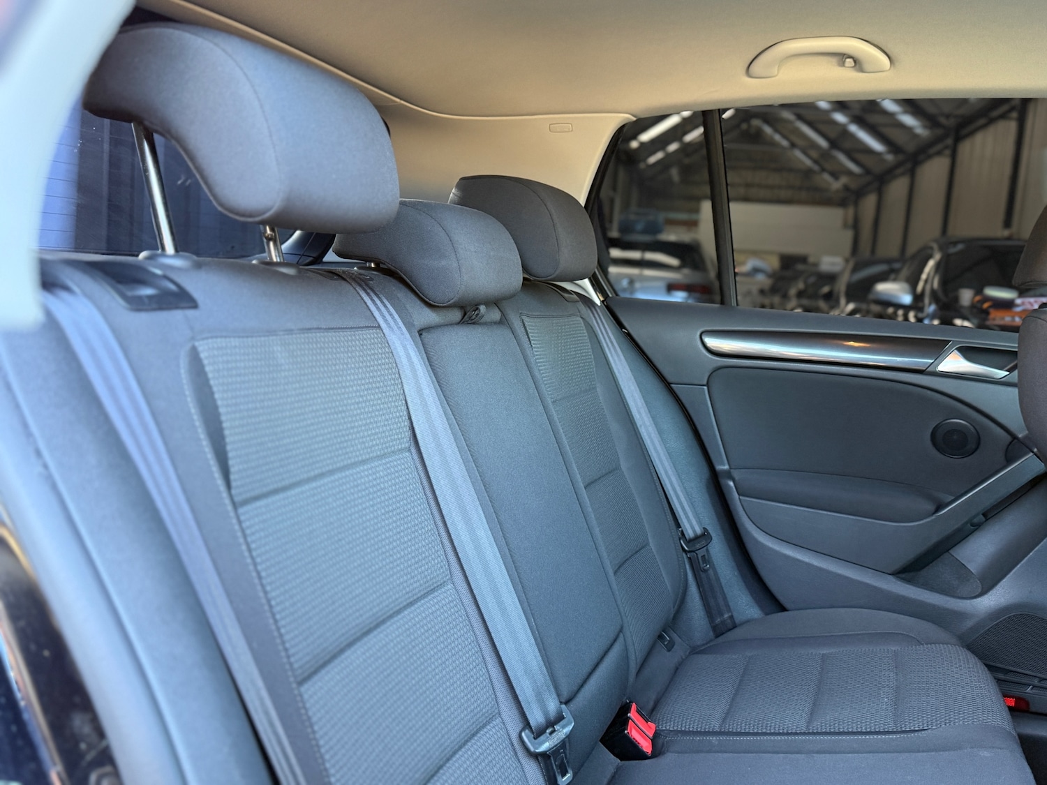 Used Volkswagen Golf 2012 for sale - 77721150: Photo 37