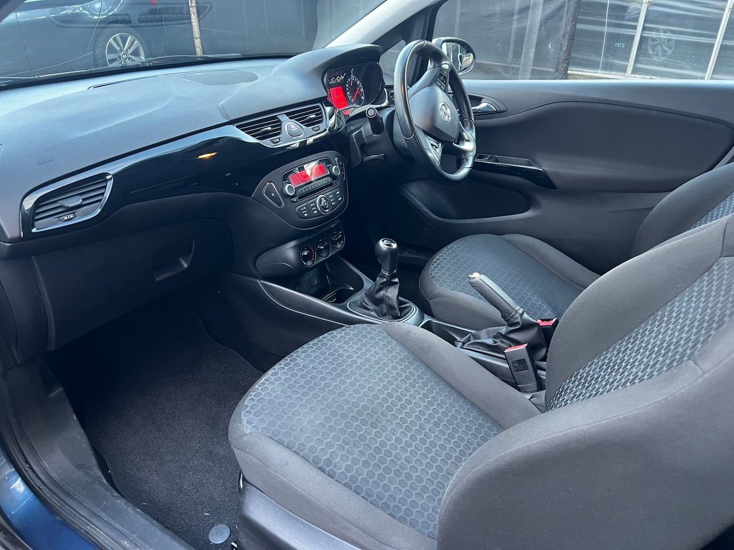 Used Vauxhall Corsa 2016 for sale - 77127401: Photo 11