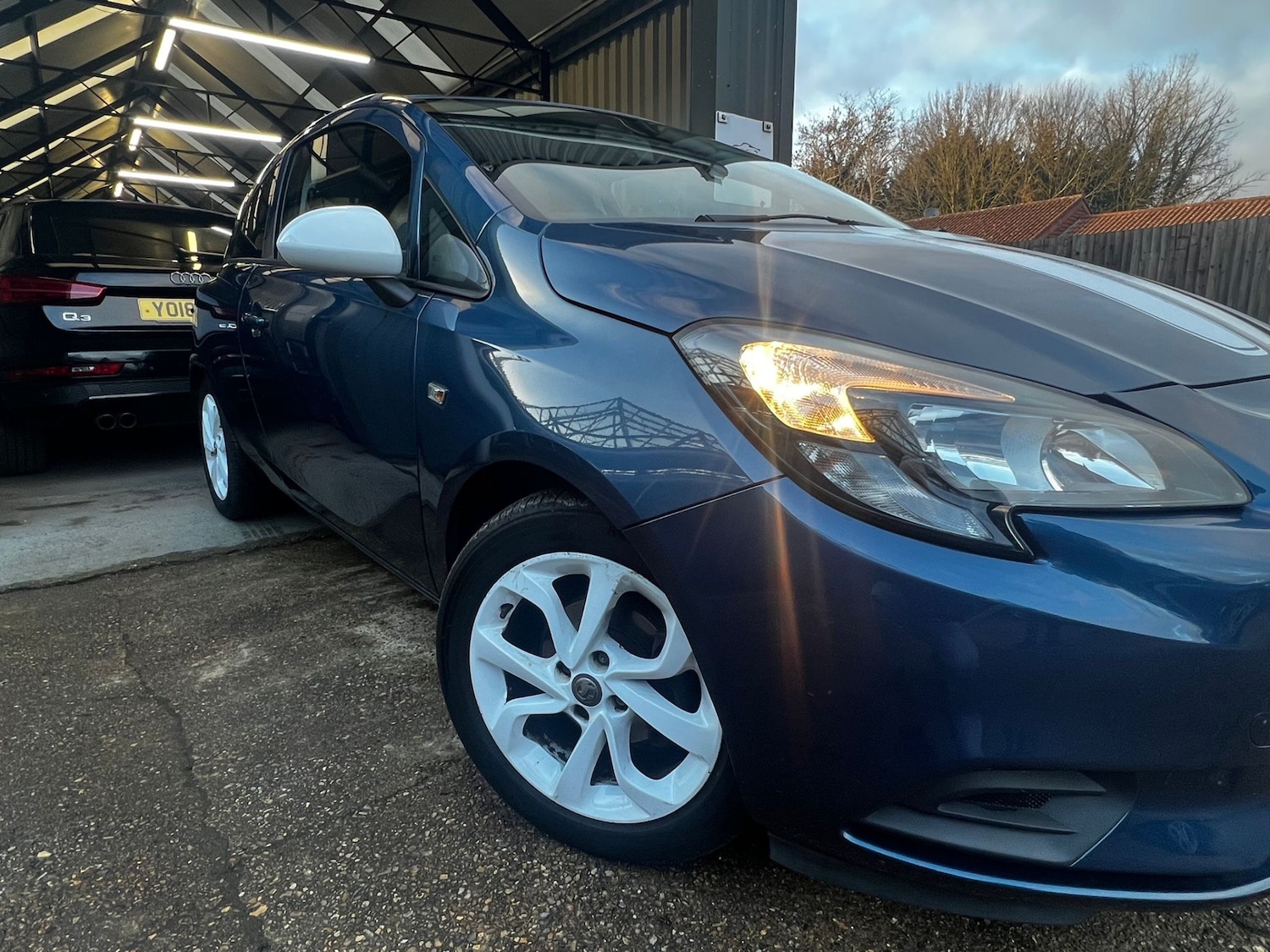 Used Vauxhall Corsa 2016 for sale - 77127401: Photo 4