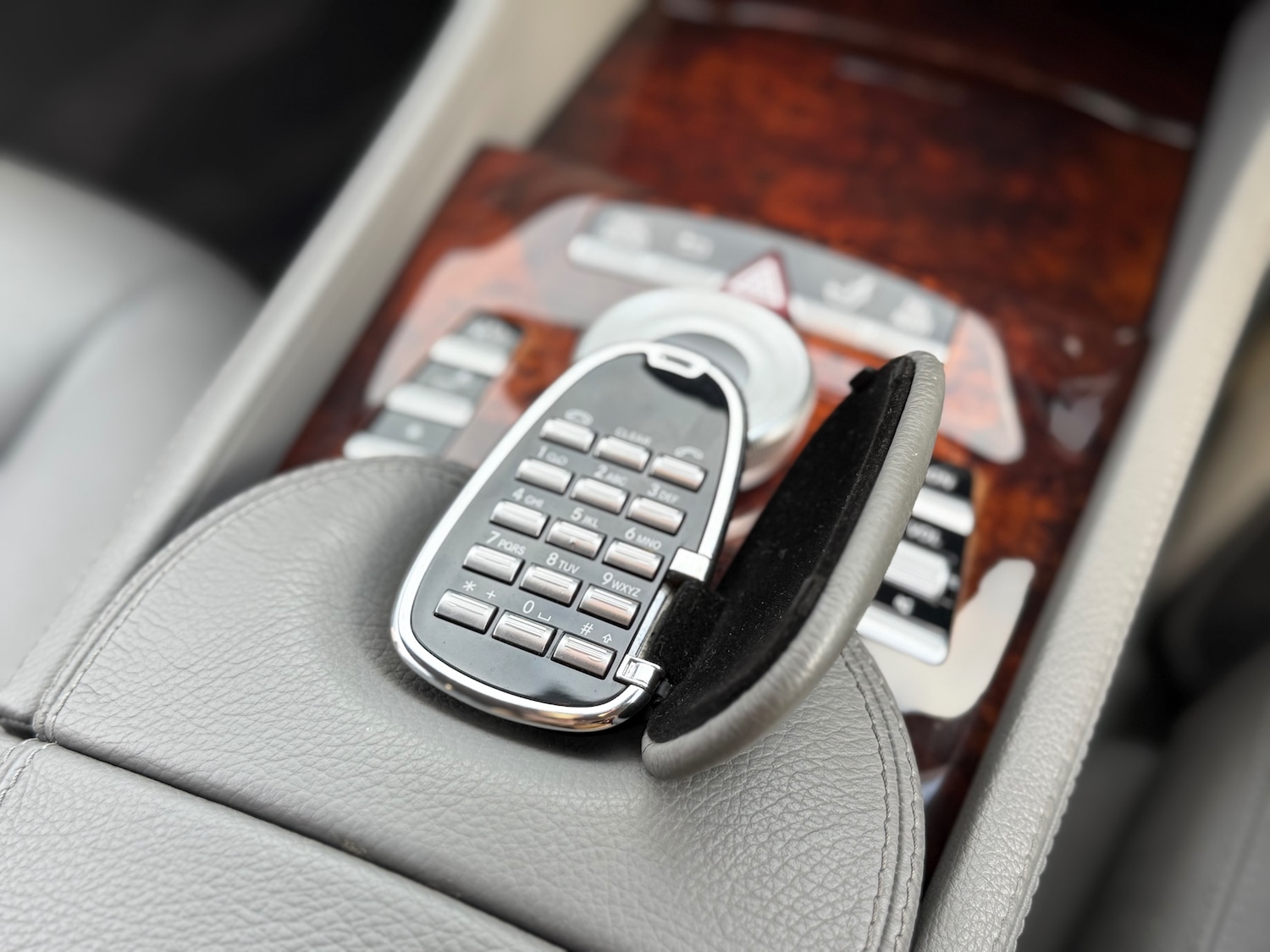 Used Mercedes-Benz CL 2008 for sale - 76555340: Photo 26