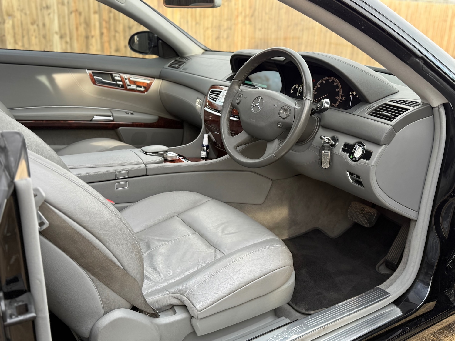 Used Mercedes-Benz CL 2008 for sale - 76555340: Photo 9