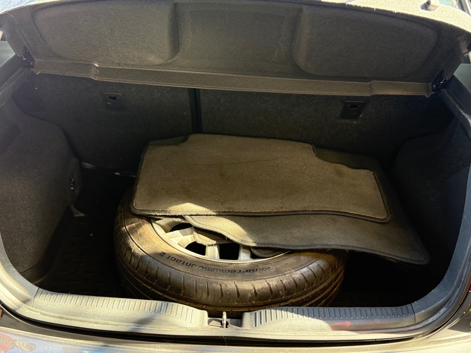 Used Toyota Auris 2009 for sale - 76182550: Photo 26