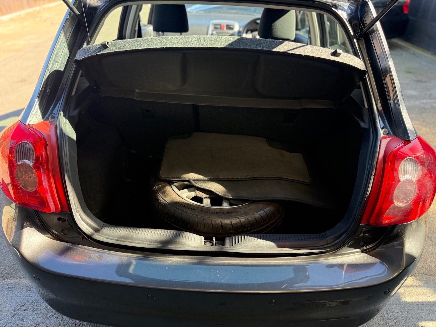 Used Toyota Auris 2009 for sale - 76182550: Photo 27