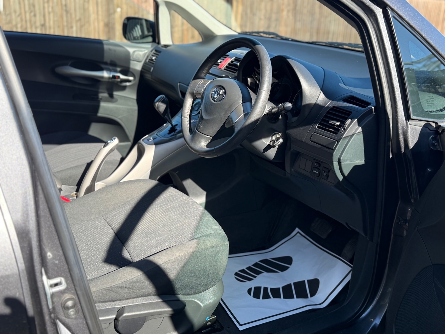 Used Toyota Auris 2009 for sale - 76182550: Photo 6