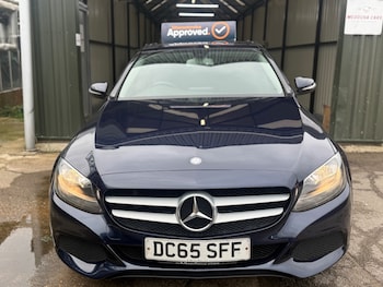 Used Mercedes-Benz C-Class 2015 for sale - 75987831: Photo