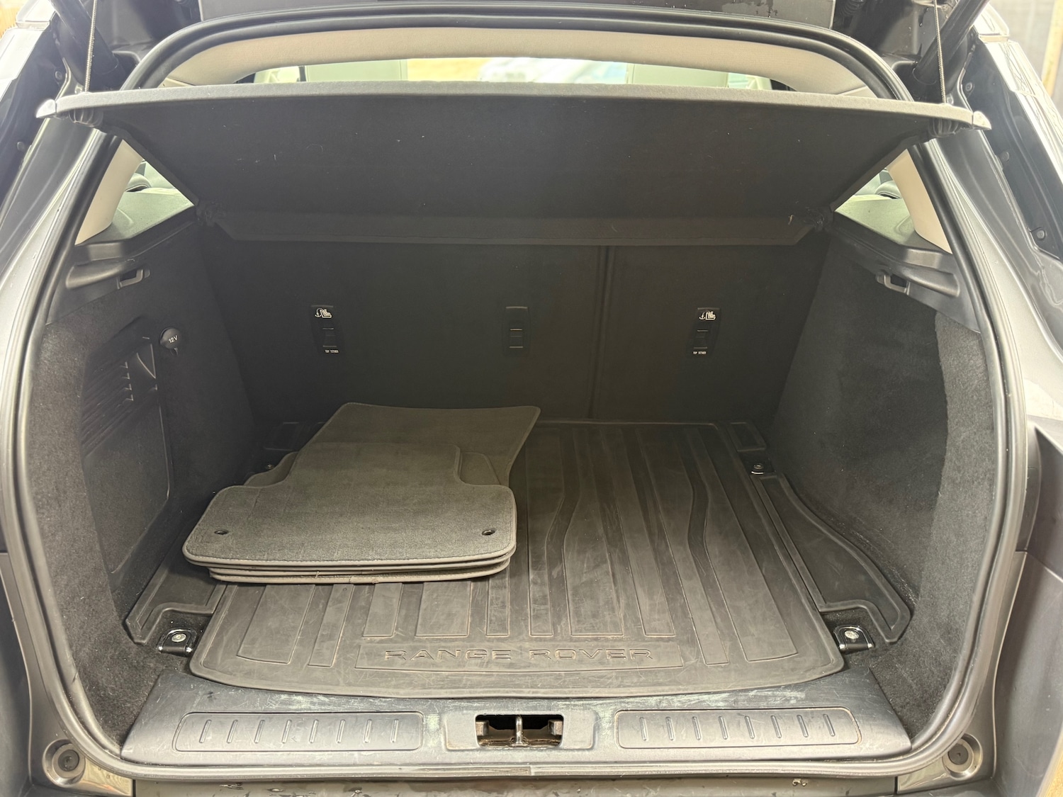 Used Land Rover Range Rover Evoque 2017 for sale - 76413268: Photo 33