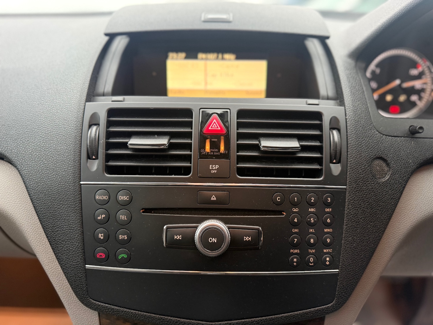 Used Mercedes-Benz C-Class 2007 for sale - 76162146: Photo 18