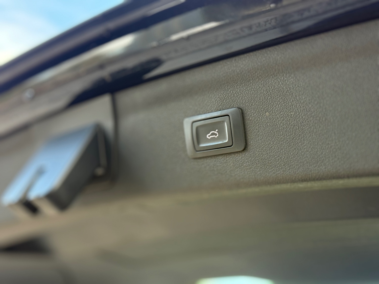 Used Audi Q3 2018 for sale - 76611682: Photo 39