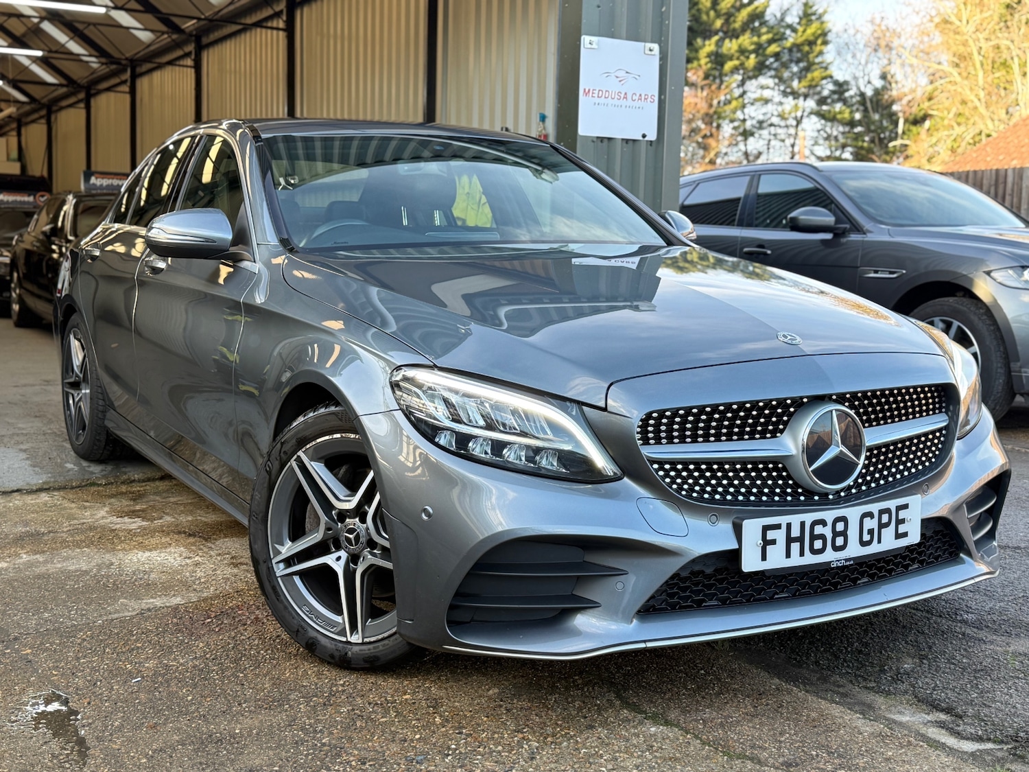 Used Mercedes-Benz C Class 2019 for sale - 76941144: Photo 1