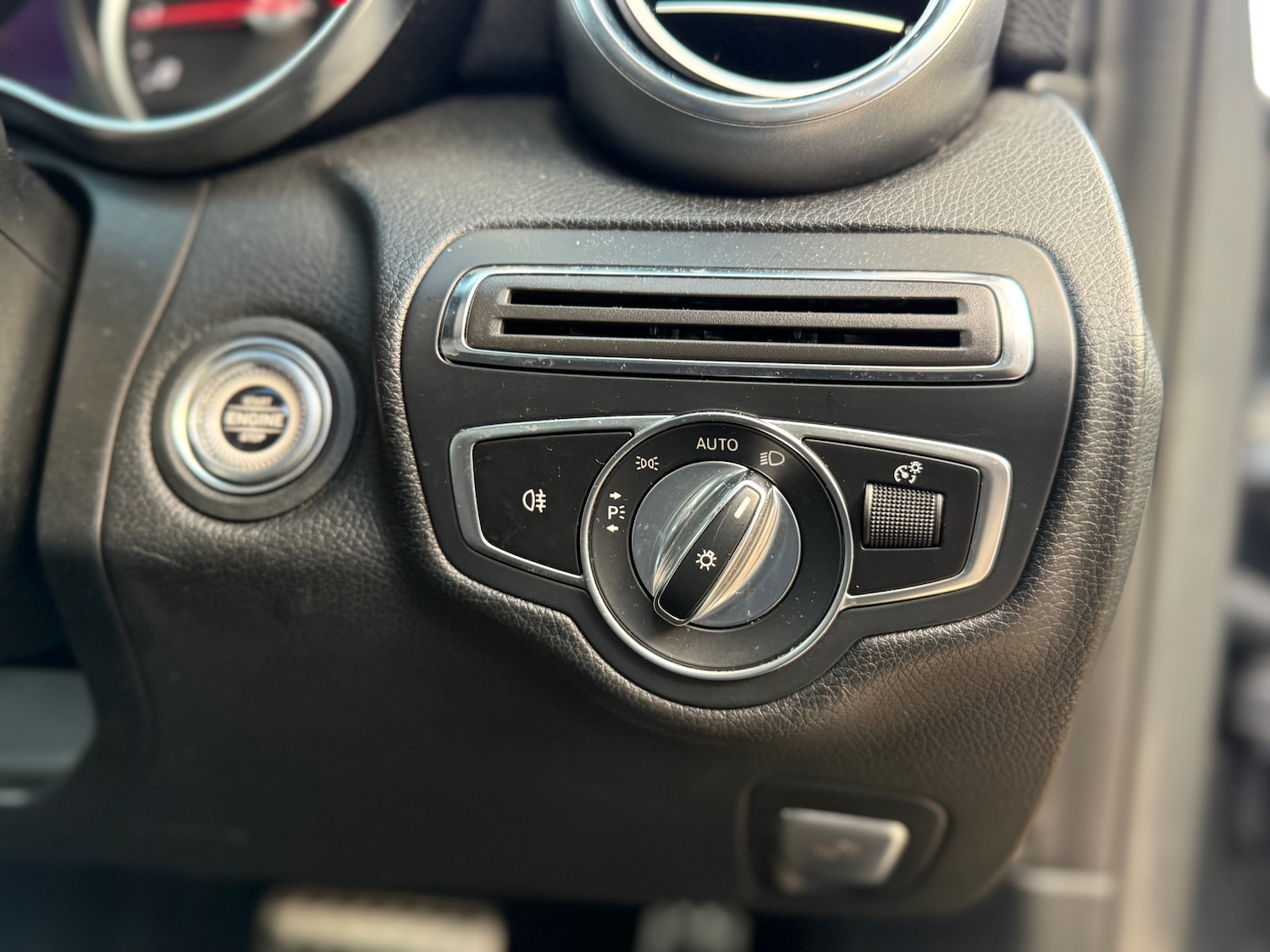 Used Mercedes-Benz C Class 2019 for sale - 76941144: Photo 13