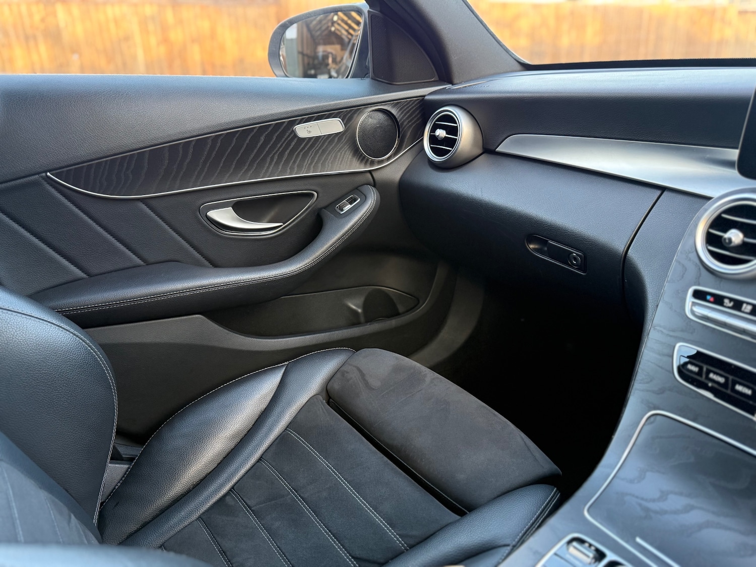 Used Mercedes-Benz C Class 2019 for sale - 76941144: Photo 26