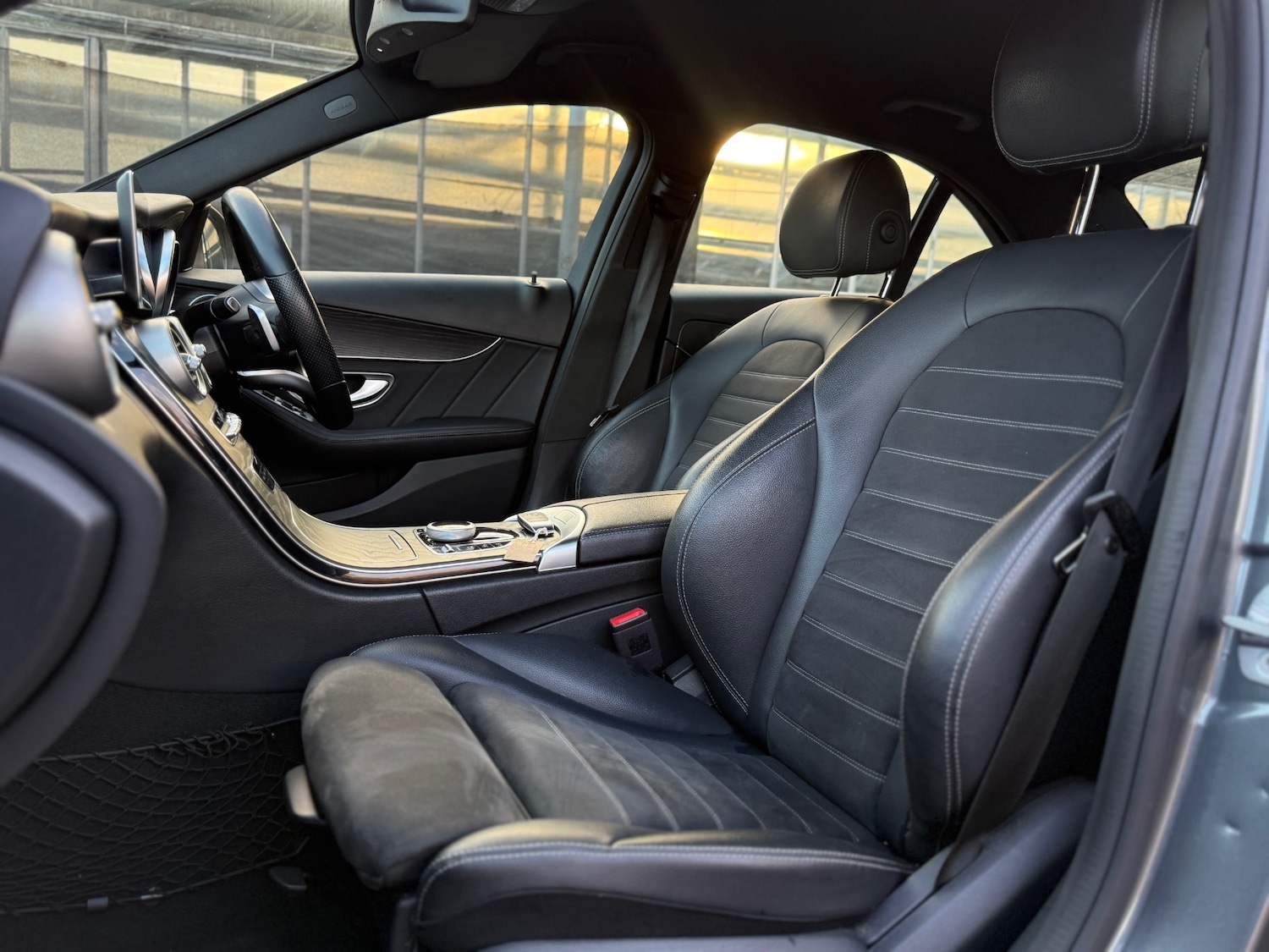 Used Mercedes-Benz C Class 2019 for sale - 76941144: Photo 32