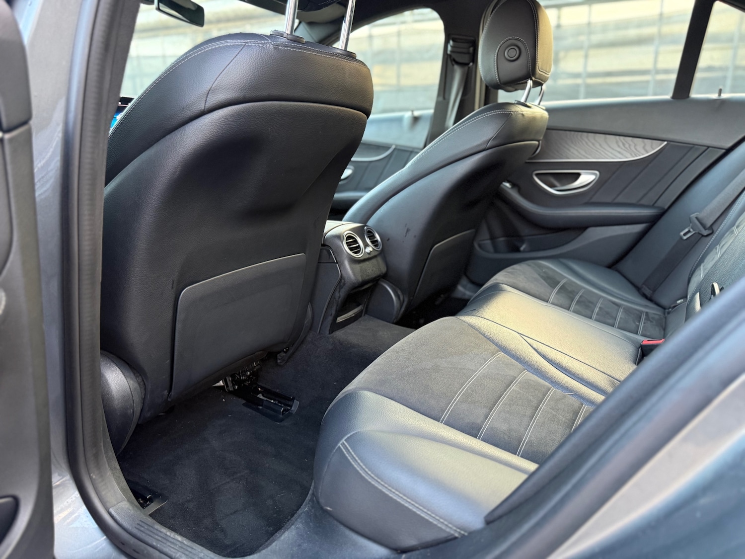 Used Mercedes-Benz C Class 2019 for sale - 76941144: Photo 35