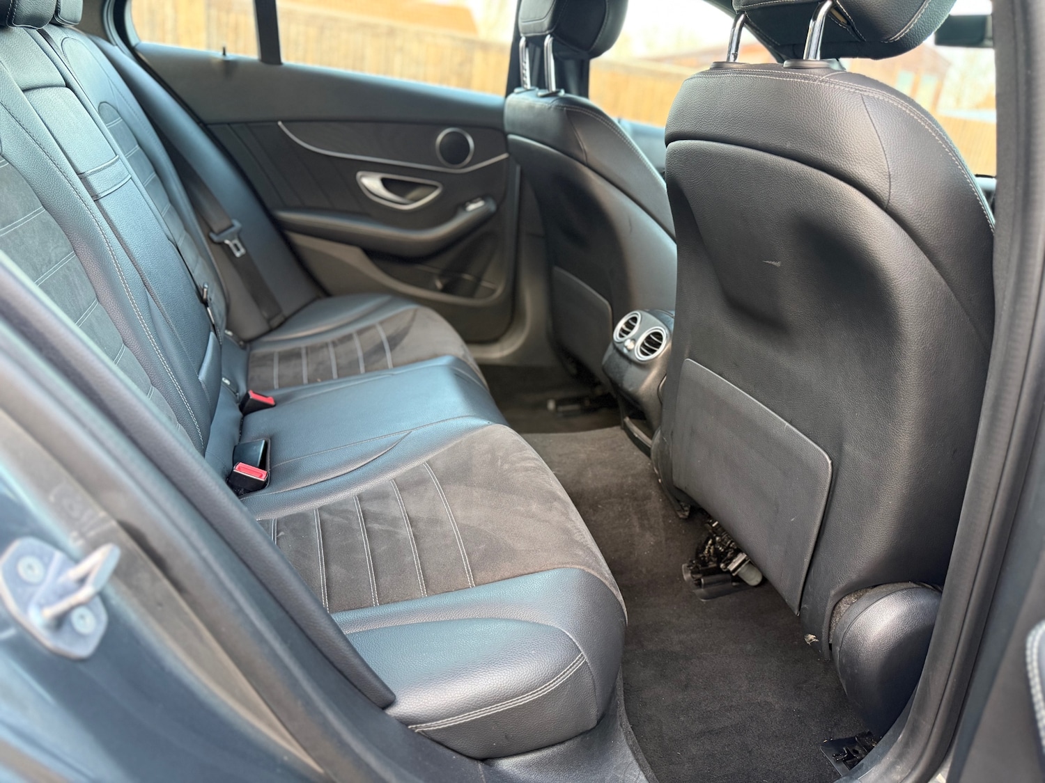 Used Mercedes-Benz C Class 2019 for sale - 76941144: Photo 39