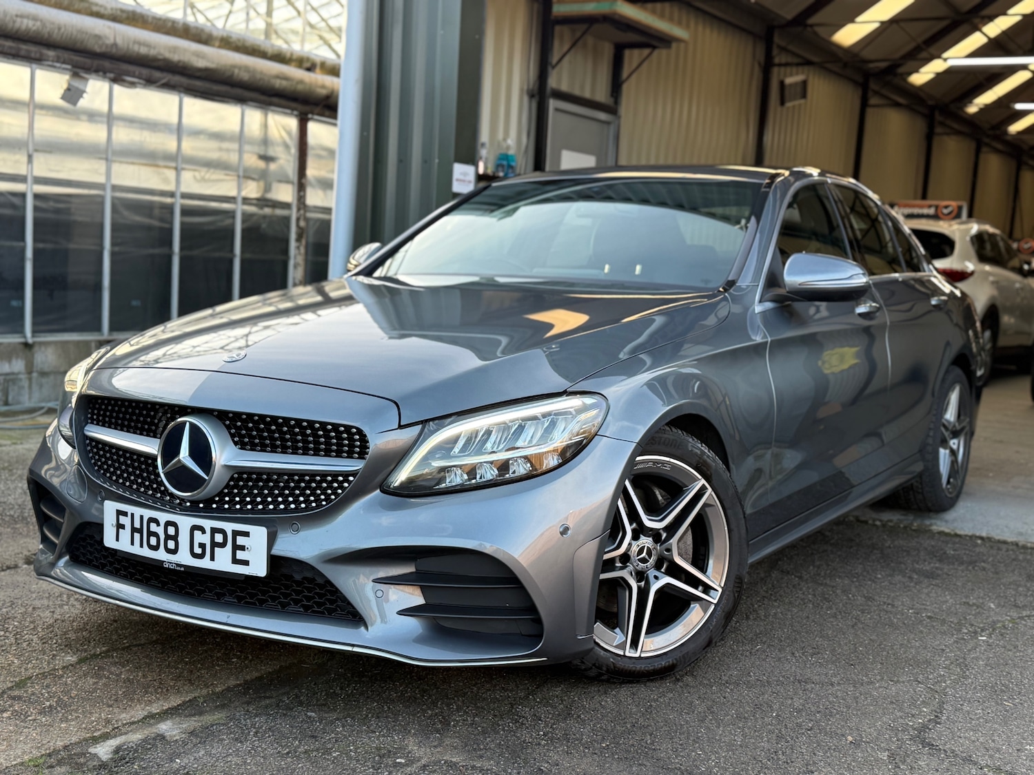 Used Mercedes-Benz C Class 2019 for sale - 76941144: Photo 5