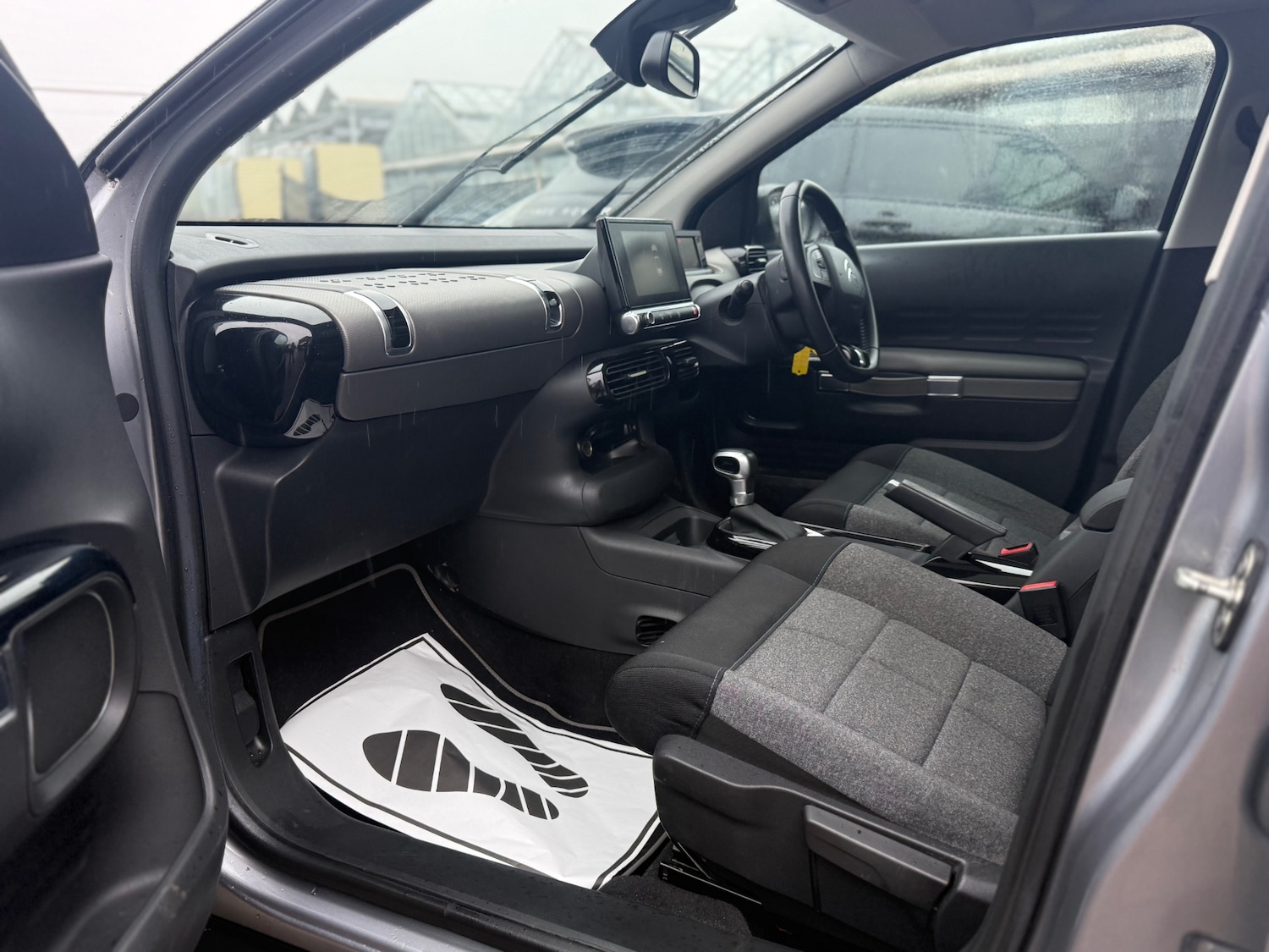 Used Citroen C4 Cactus 2018 for sale - 77423836: Photo 24