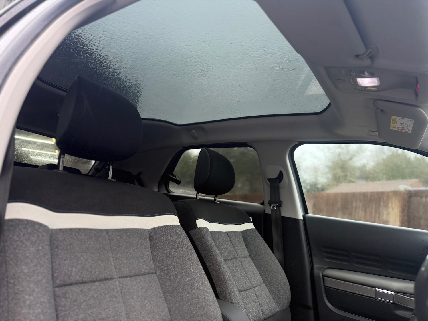 Used Citroen C4 Cactus 2018 for sale - 77423836: Photo 32