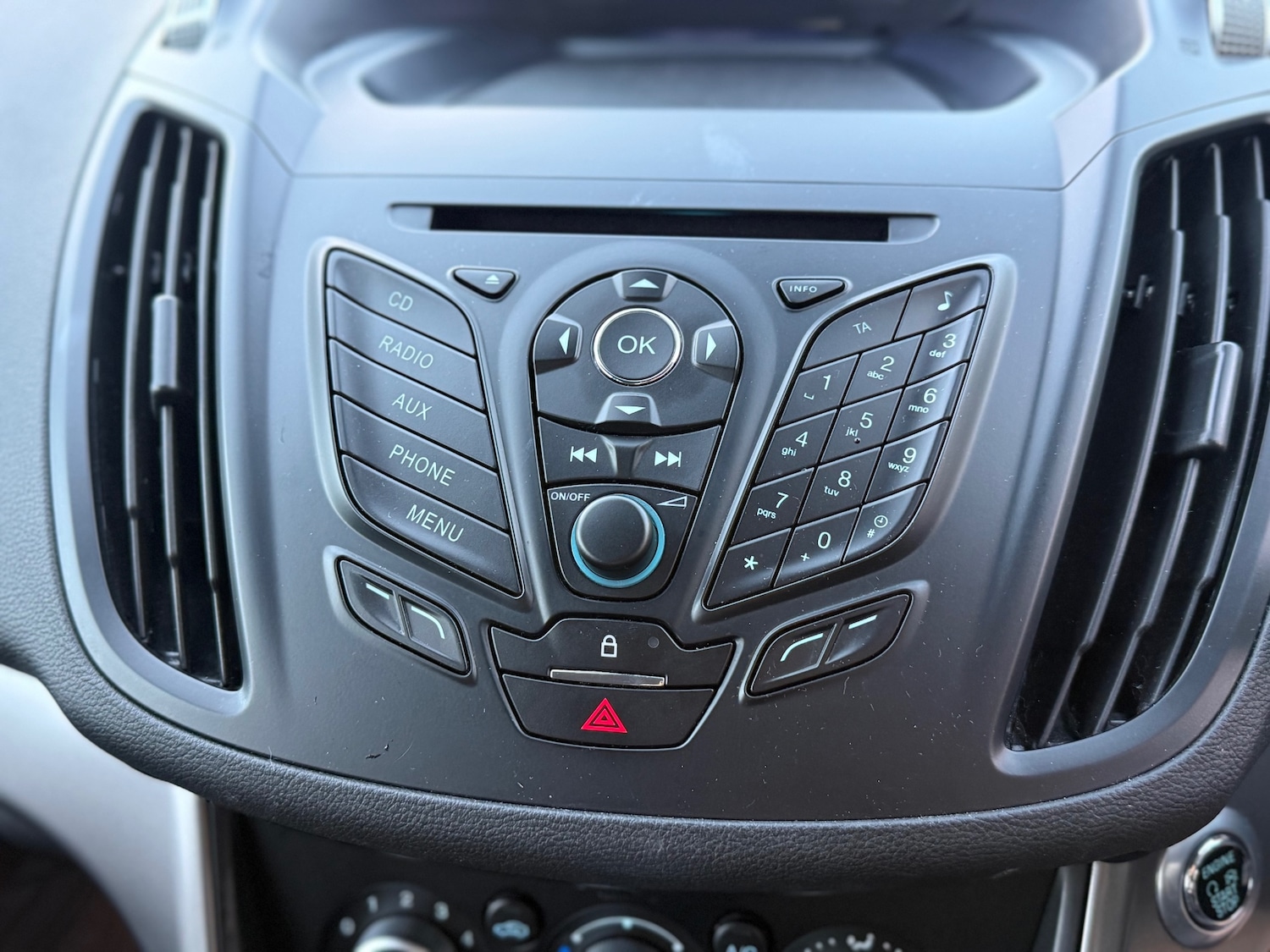 Used Ford Kuga 2016 for sale - 76445120: Photo 13