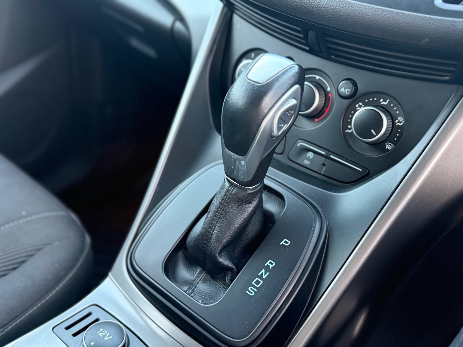 Used Ford Kuga 2016 for sale - 76445120: Photo 15