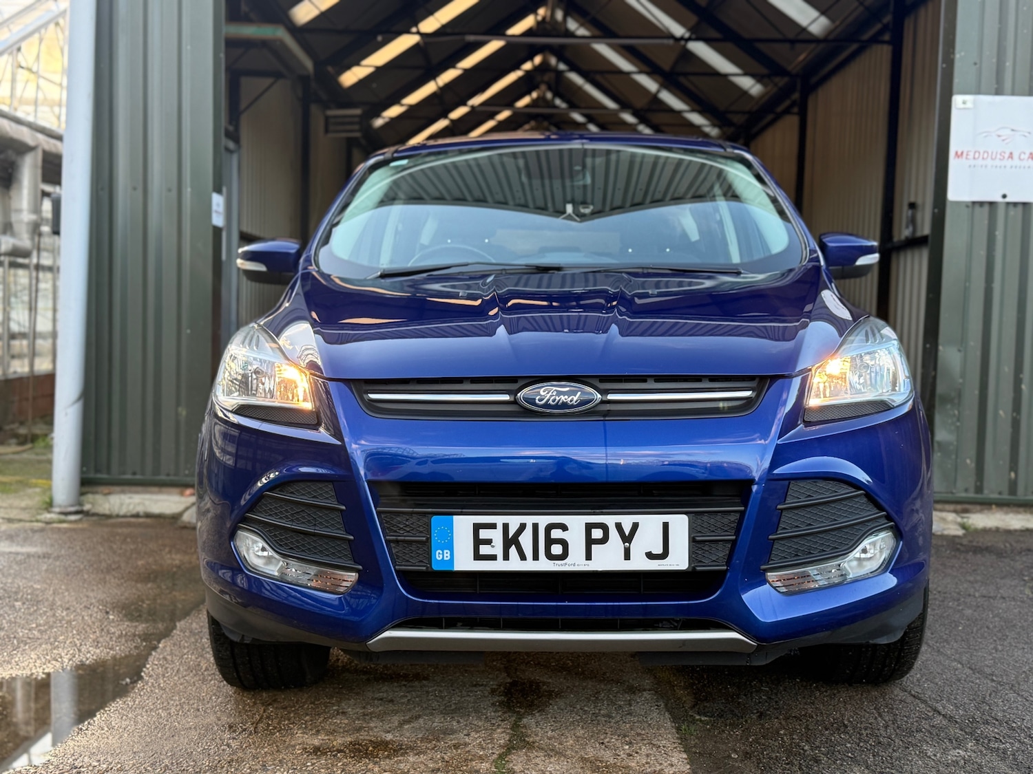 Used Ford Kuga 2016 for sale - 76445120: Photo 2