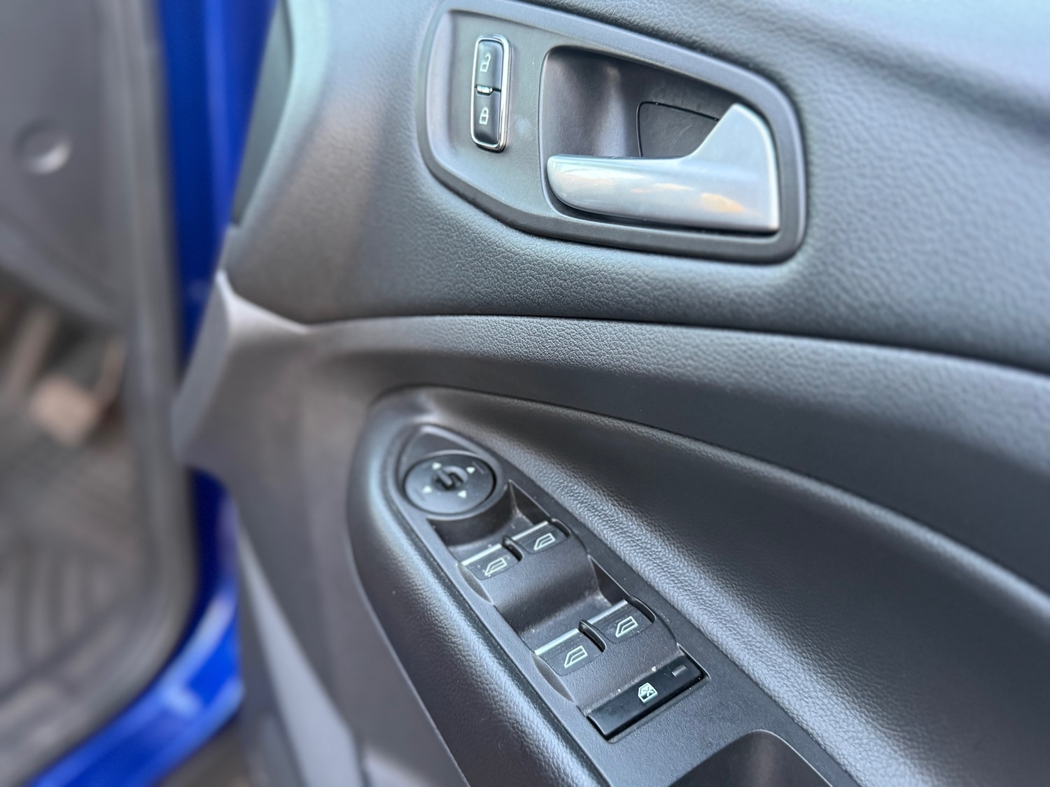 Used Ford Kuga 2016 for sale - 76445120: Photo 8