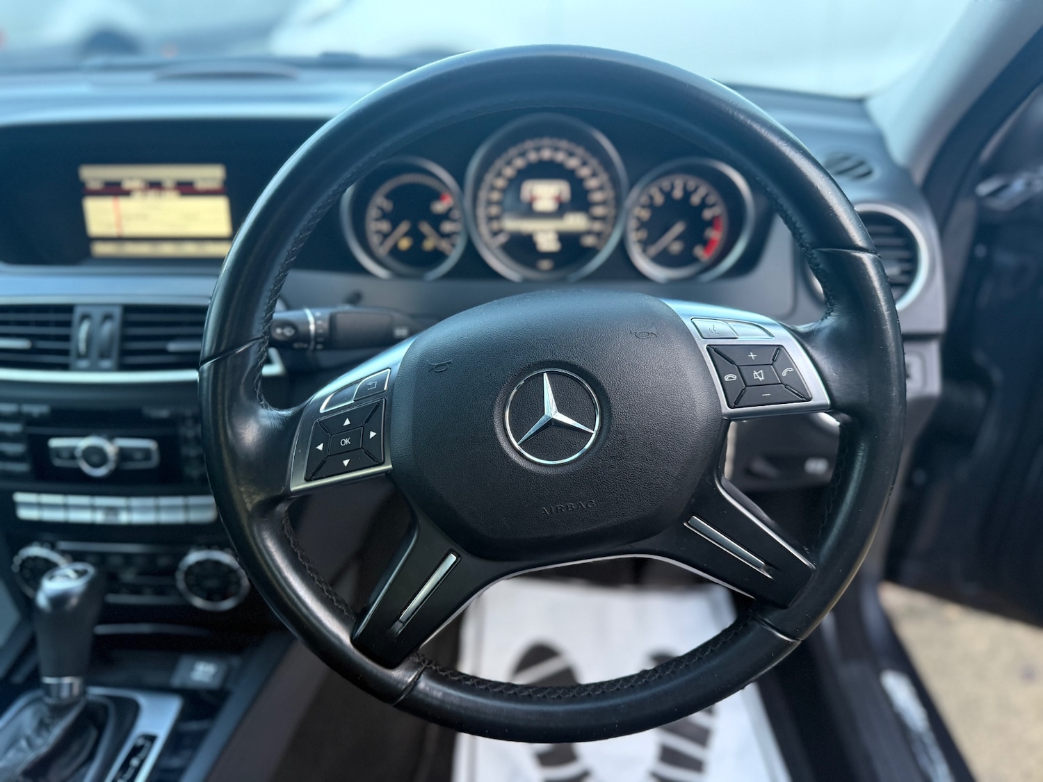 Used Mercedes-Benz C Class 2012 for sale - 77354937: Photo 17