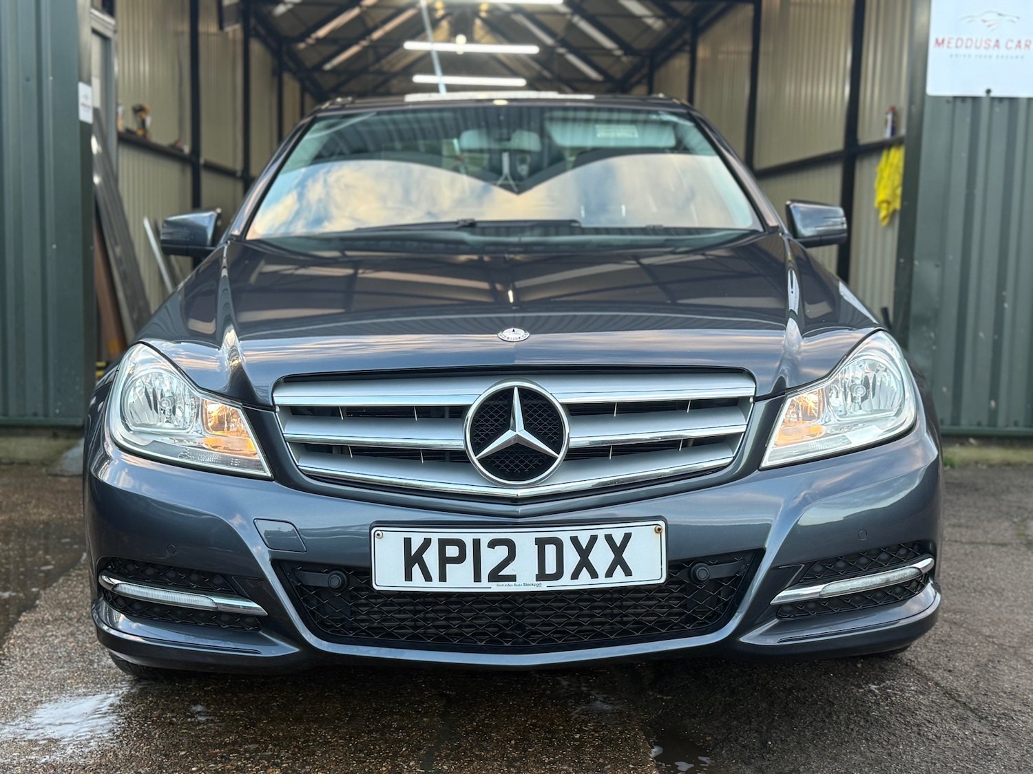 Used Mercedes-Benz C Class 2012 for sale - 77354937: Photo 2