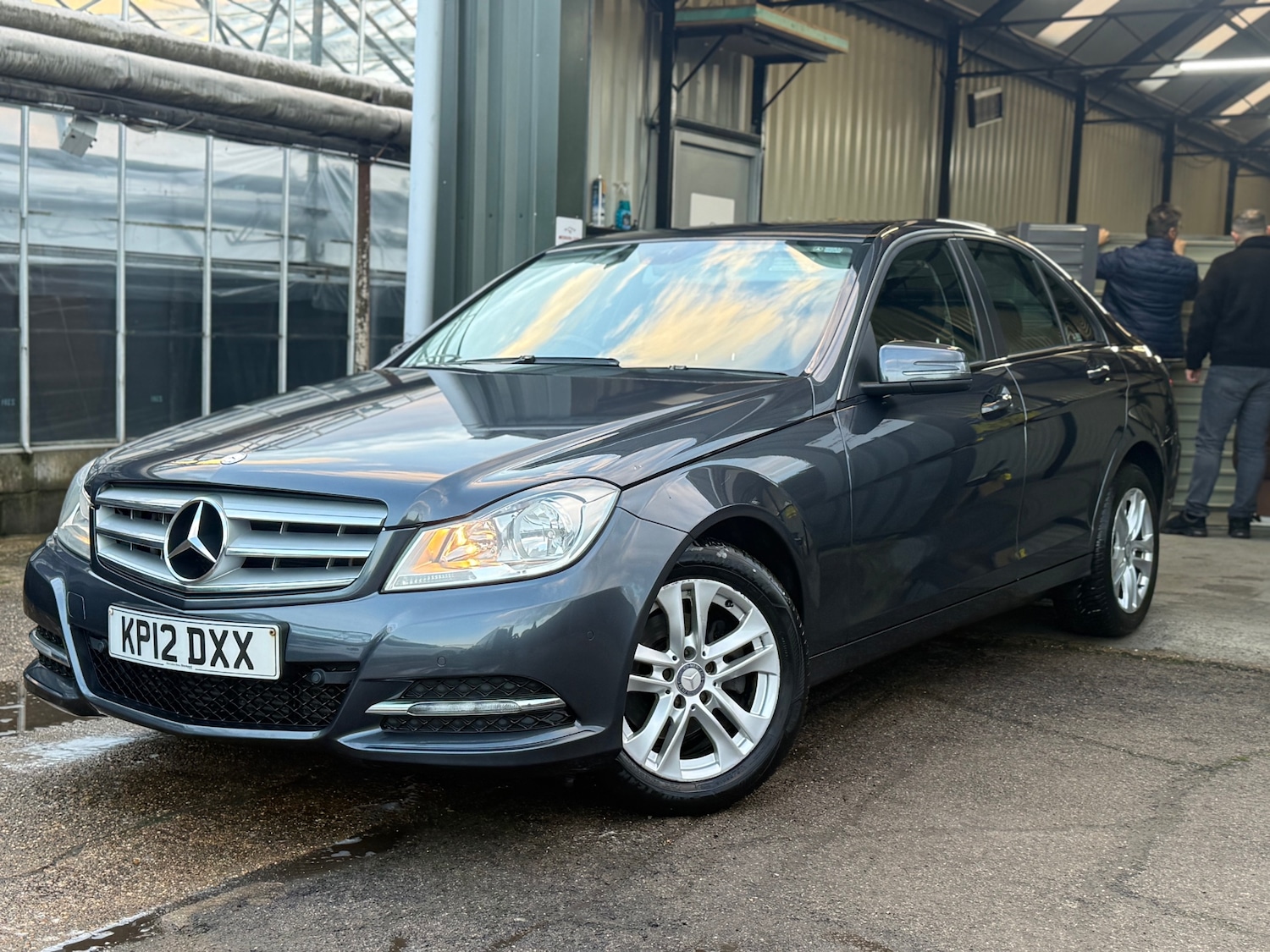 Used Mercedes-Benz C Class 2012 for sale - 77354937: Photo 3