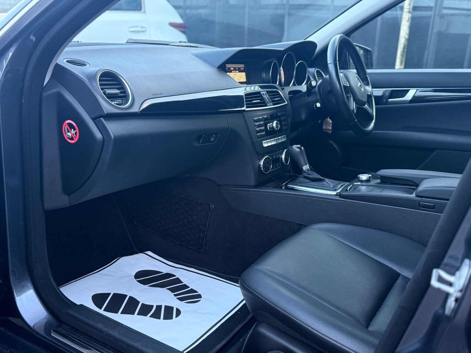 Used Mercedes-Benz C Class 2012 for sale - 77354937: Photo 33