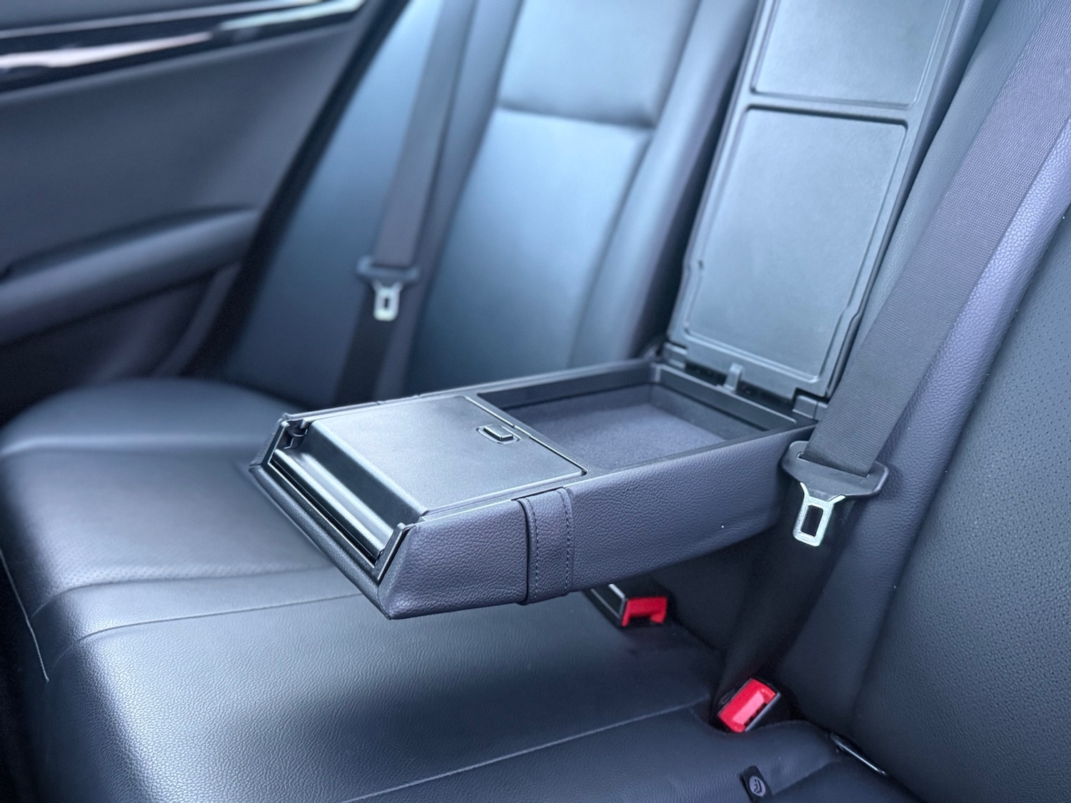 Used Mercedes-Benz C Class 2012 for sale - 77354937: Photo 42