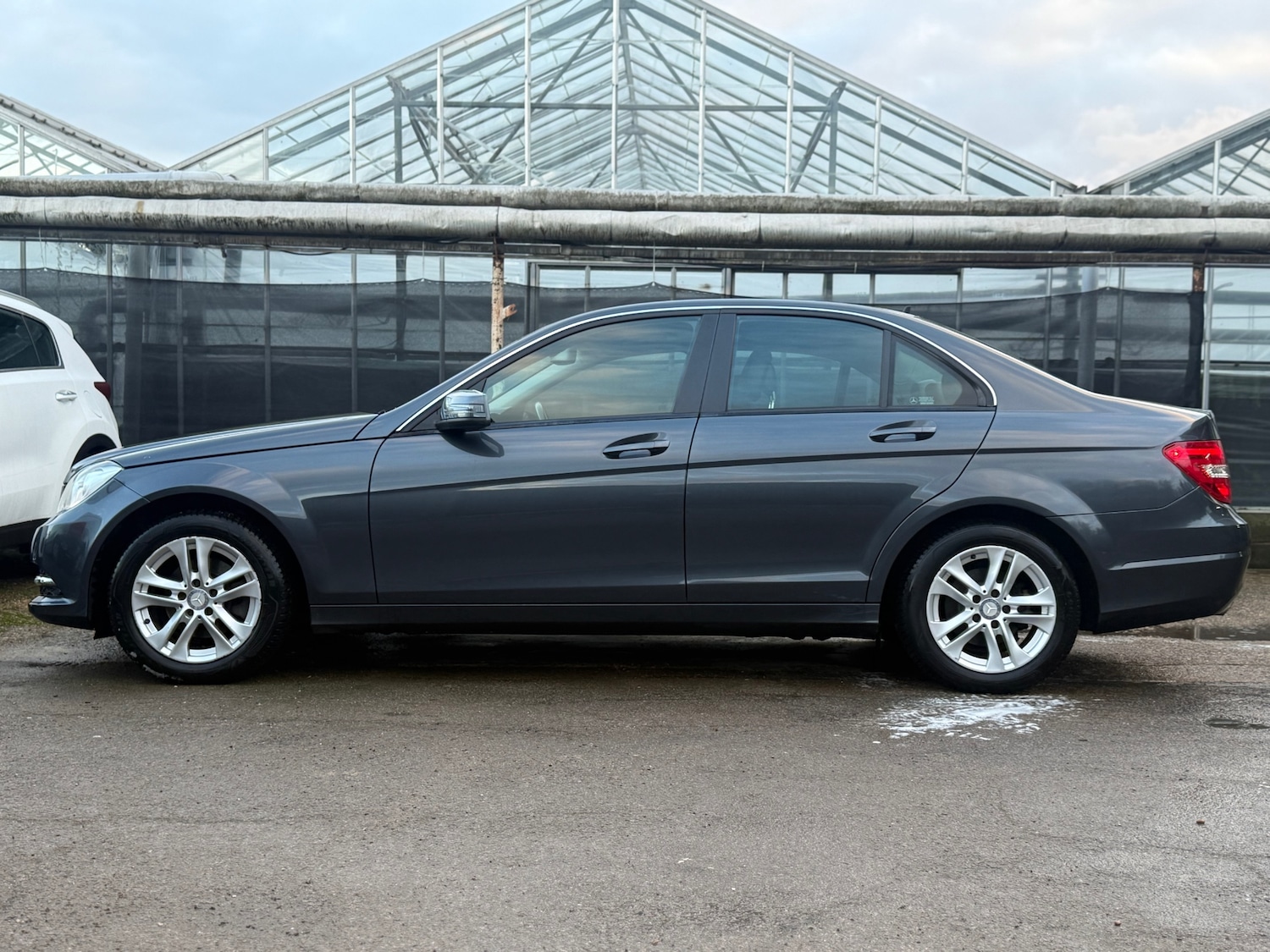Used Mercedes-Benz C Class 2012 for sale - 77354937: Photo 7
